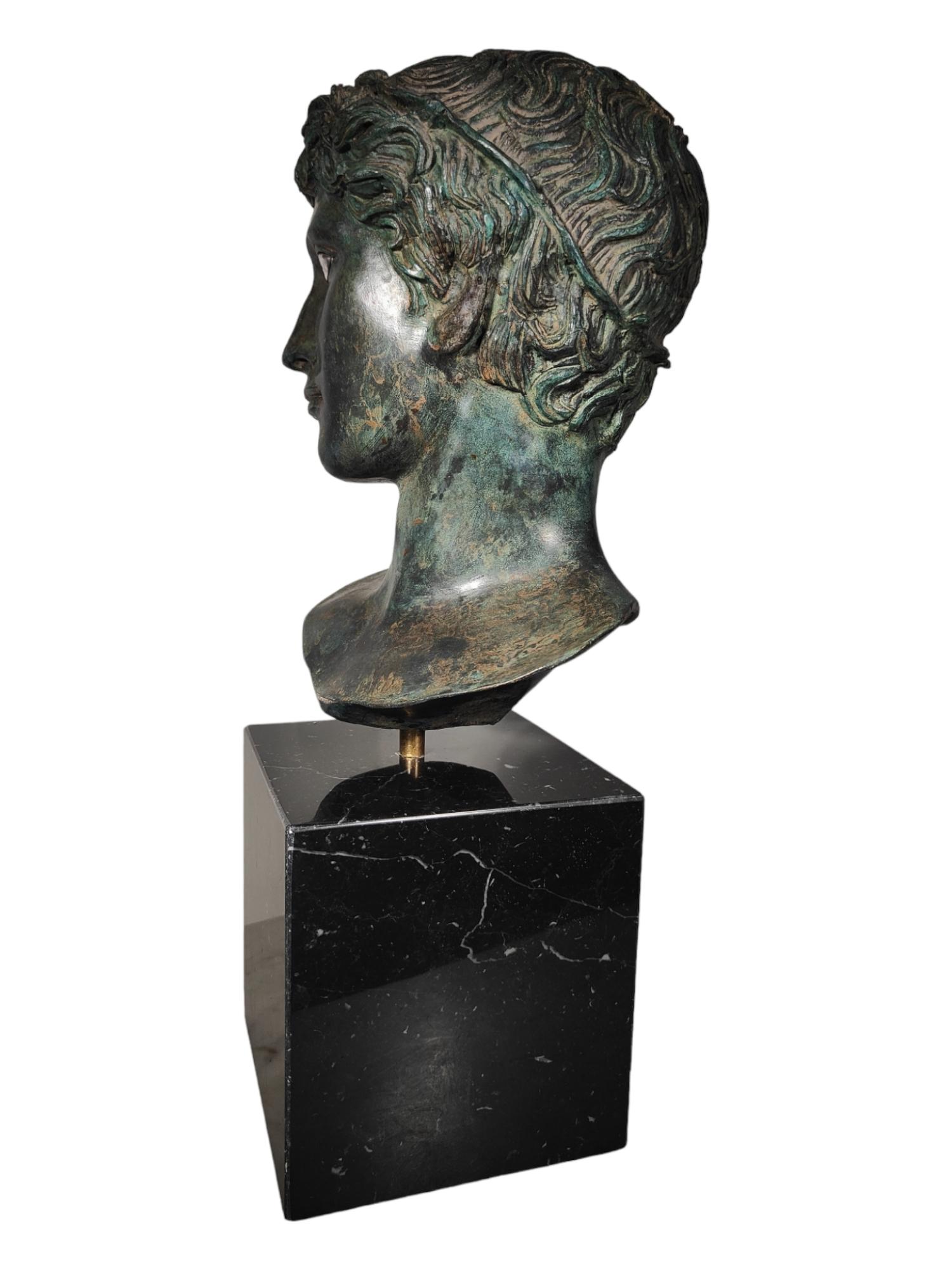 Greek Bust in Bronze, XIX Century For Sale 2