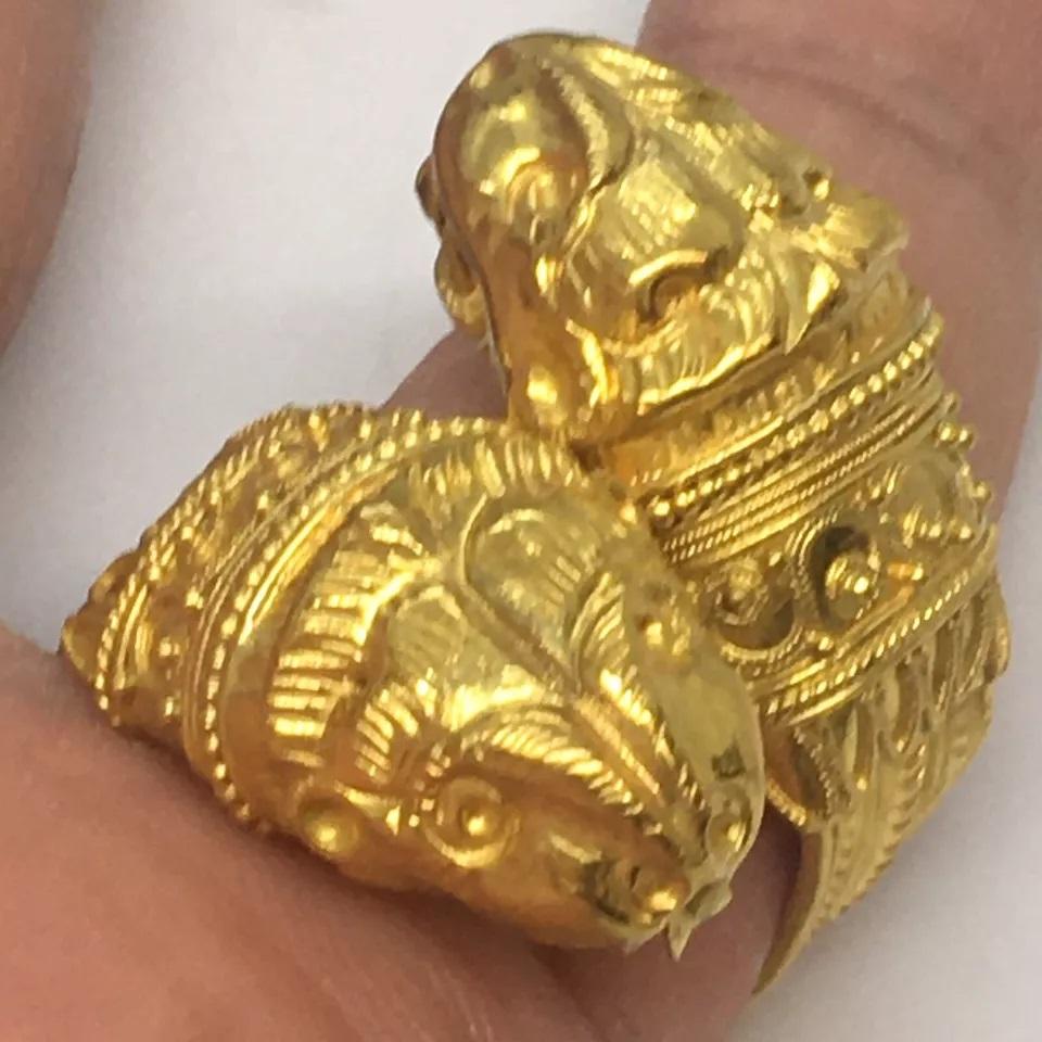 Greek Bypass 22K GOLD Lion Ring 13.9 Gram Size 5.5 Adjustable Wrap Band Hallmark In Good Condition For Sale In Los Angeles, CA