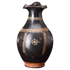 Griechische Gnathianische schwarze Glasur-Keramik Oinochoe