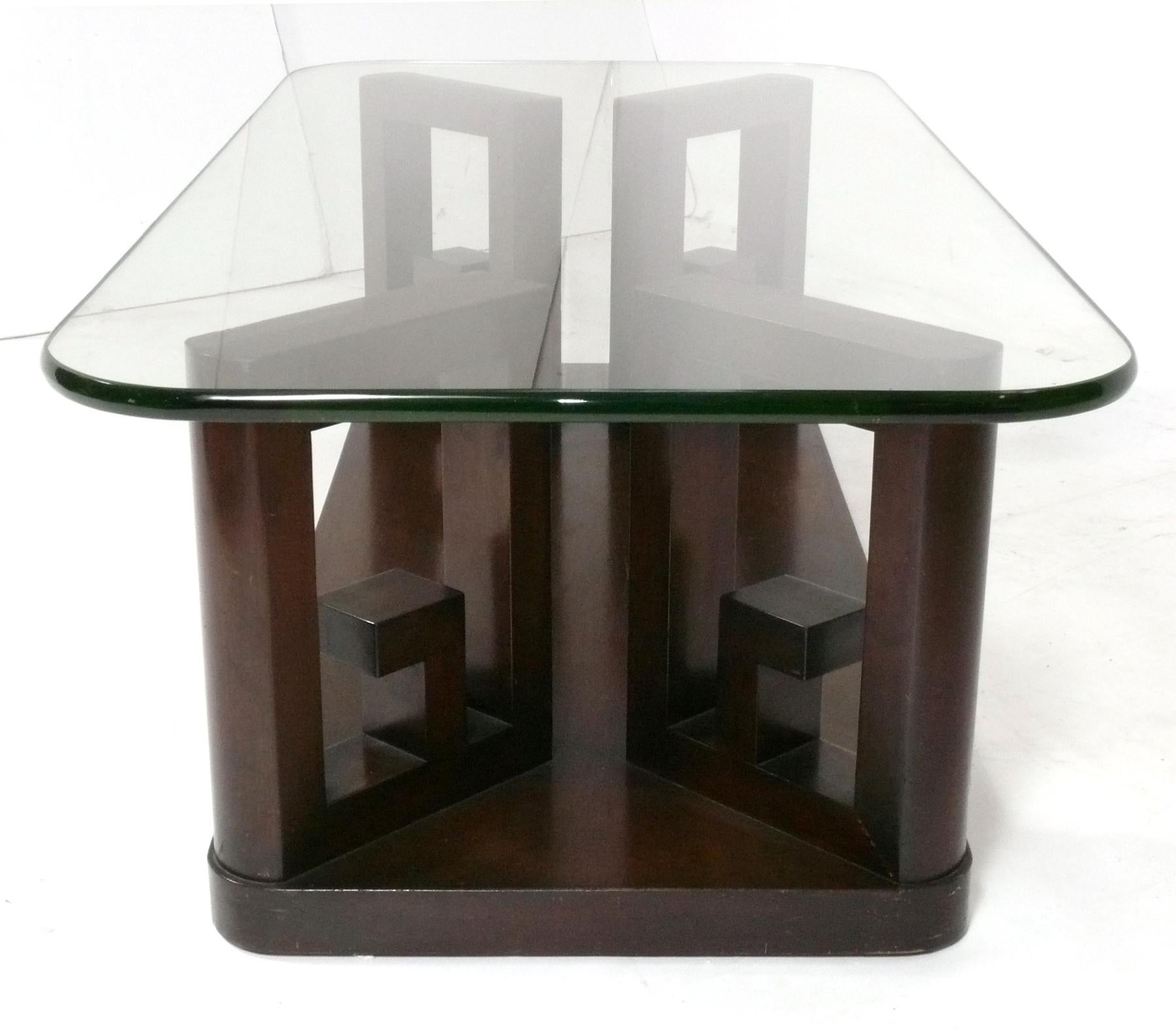 Mid-Century Modern Table basse à clé grecque attribuée à Paul Frankl circa 1940s en vente