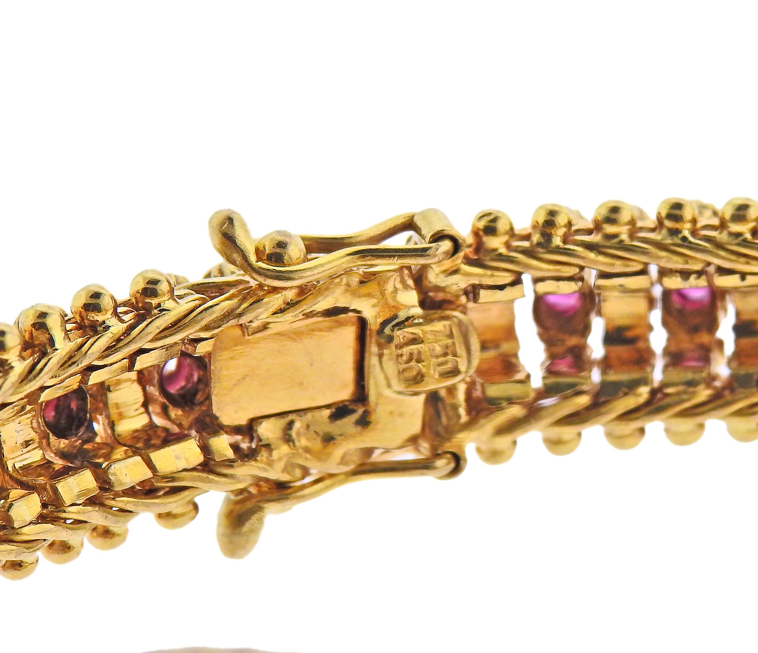 Taille ronde Bracelet grec tête de bélier rubis en vente