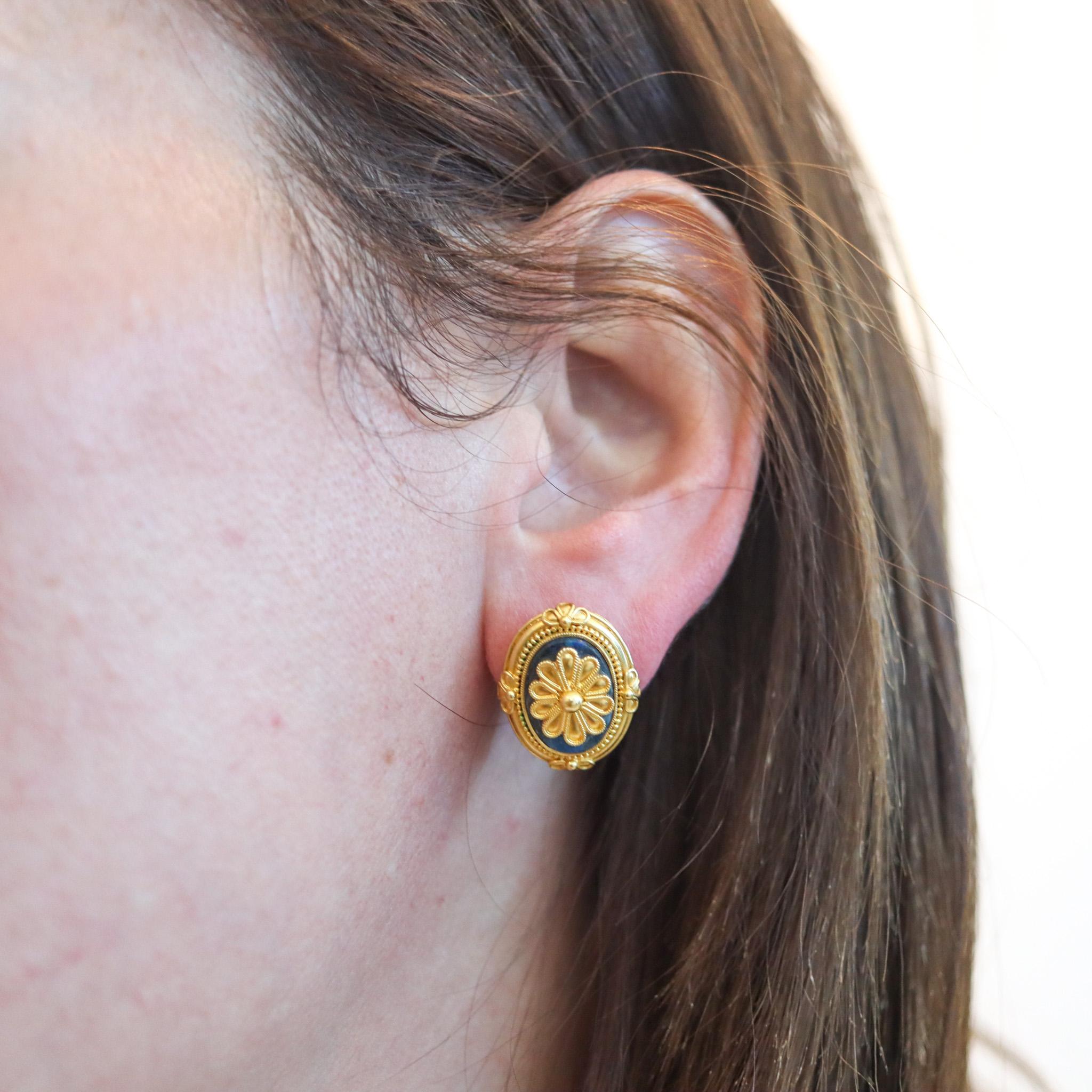 Boucles d'oreilles hellénistiques néo-grec en or jaune massif 22 carats avec lapis-lazuli en vente 1