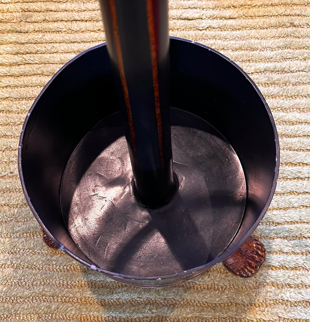 Porte-parapluies grec romain peint à la main par Maitland Smith en vente 6