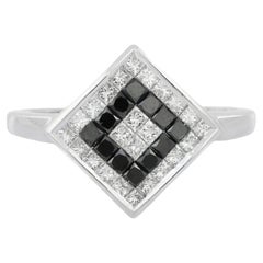 Anello nuziale con diamante e zaffiro blu in stile greco in oro bianco massiccio 18 carati