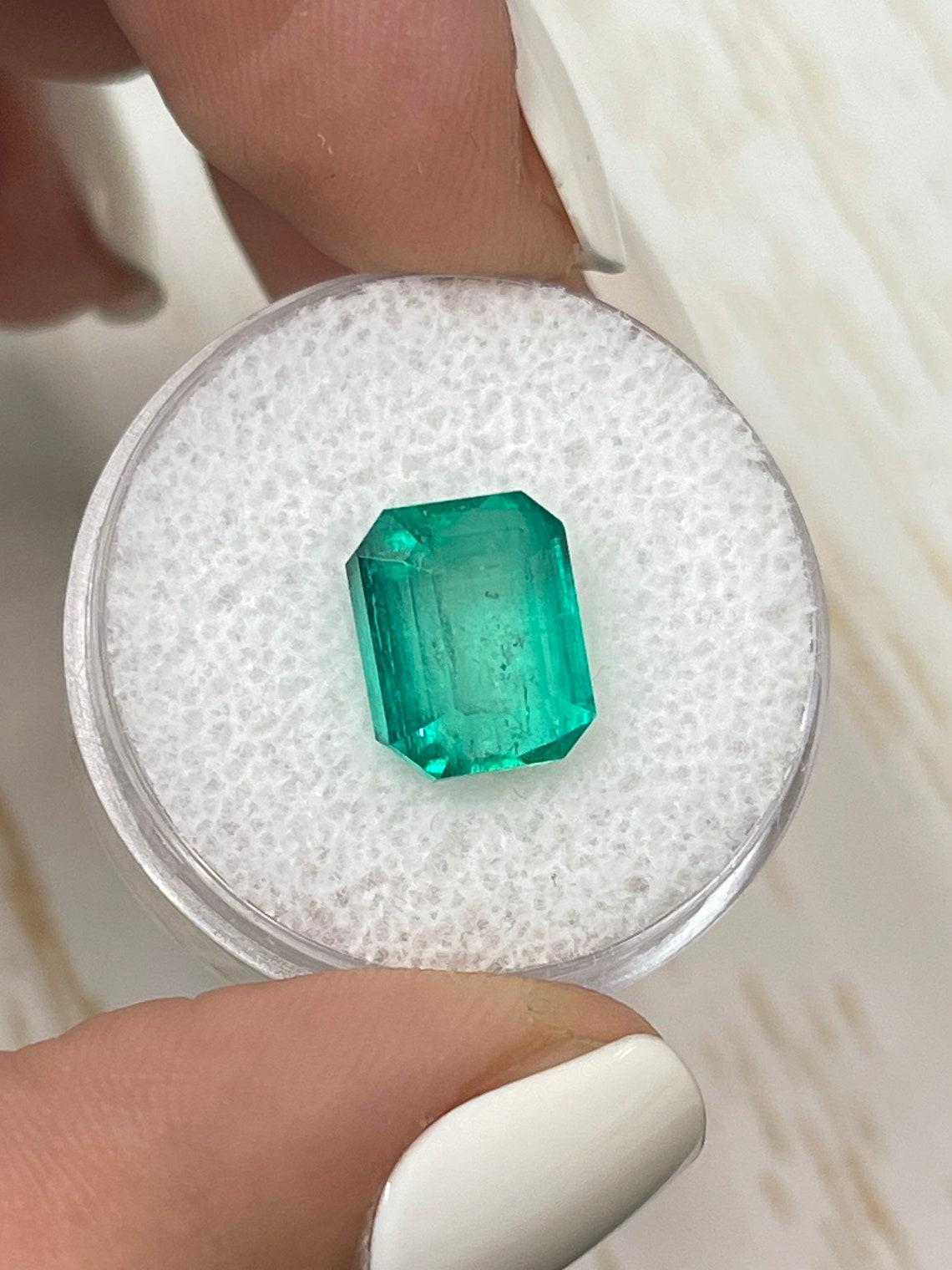 Esmeralda colombiana verde talla esmeralda de 5,11 quilates - piedra de nacimiento de mayo Corte esmeralda en venta