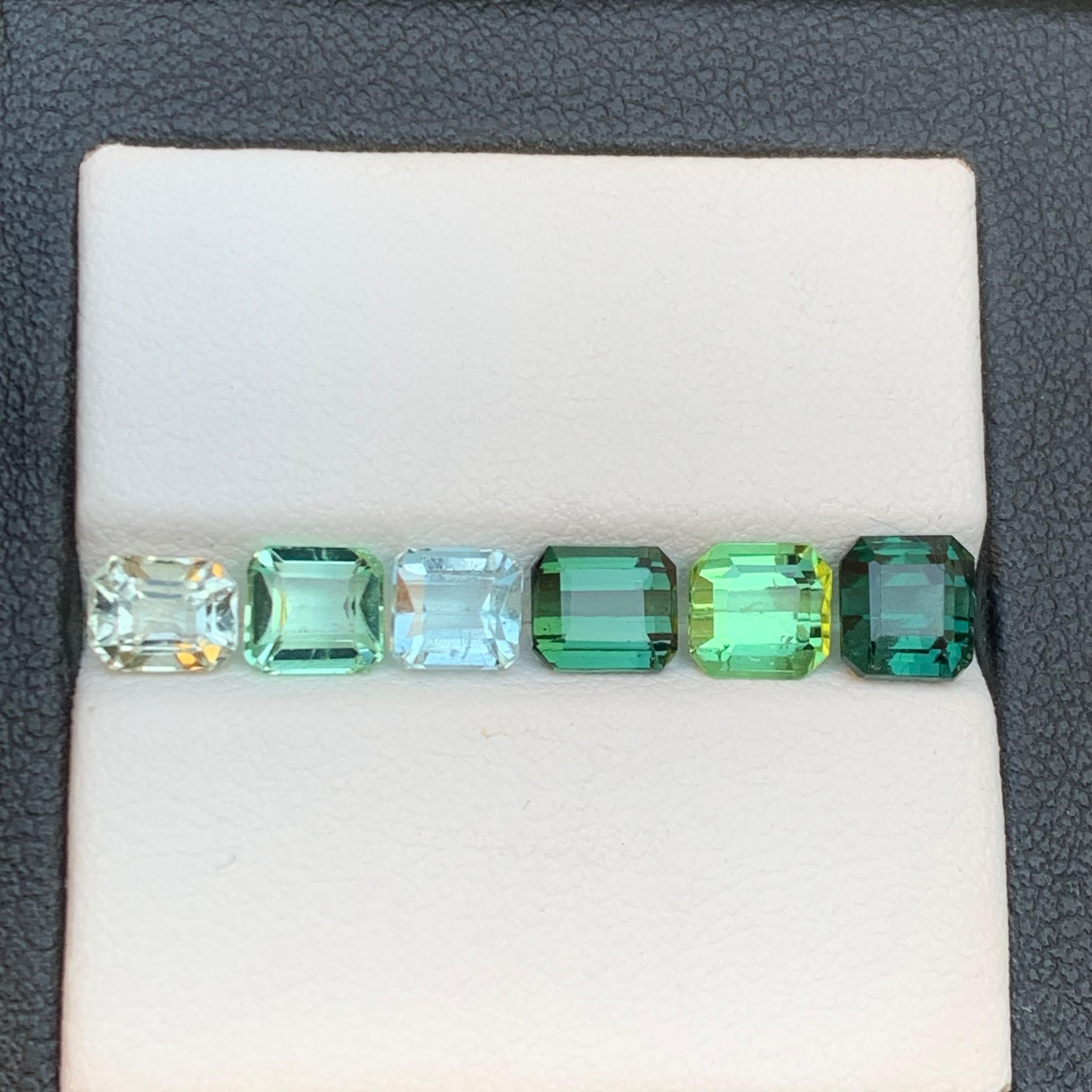 Green & a Golden Mix Colors Natural Tourmaline Loose Gemstones Lot 4.80 Ct-Jewel In New Condition For Sale In Peshawar, PK
