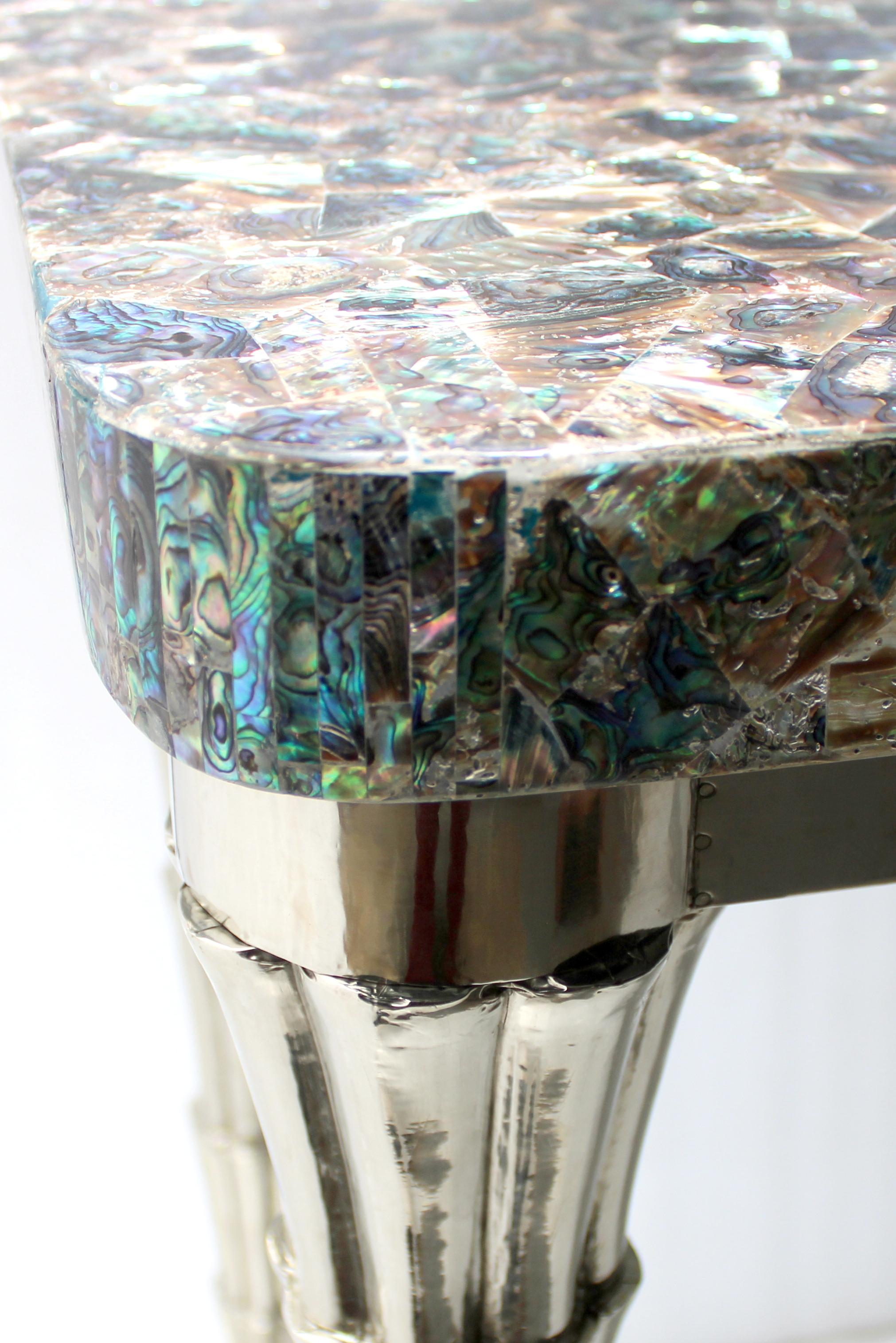Green Abalone and White Bronze Clad Cornet Table Handcrafted in India In New Condition For Sale In New York, NY