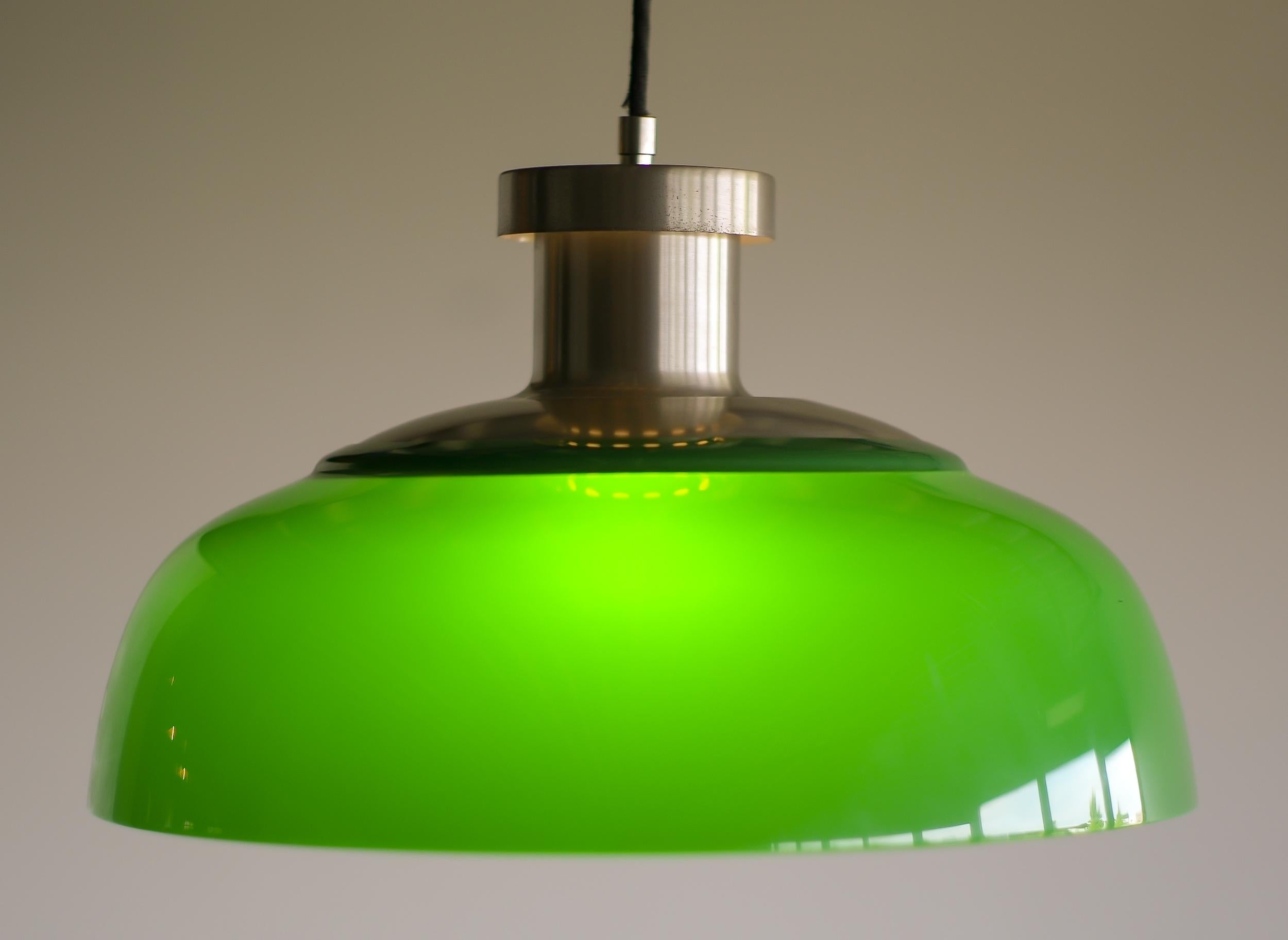 Italian Green Acrylic Pendant Lamp 4017 by Achille & Pier Giacomo Castiglioni For Sale