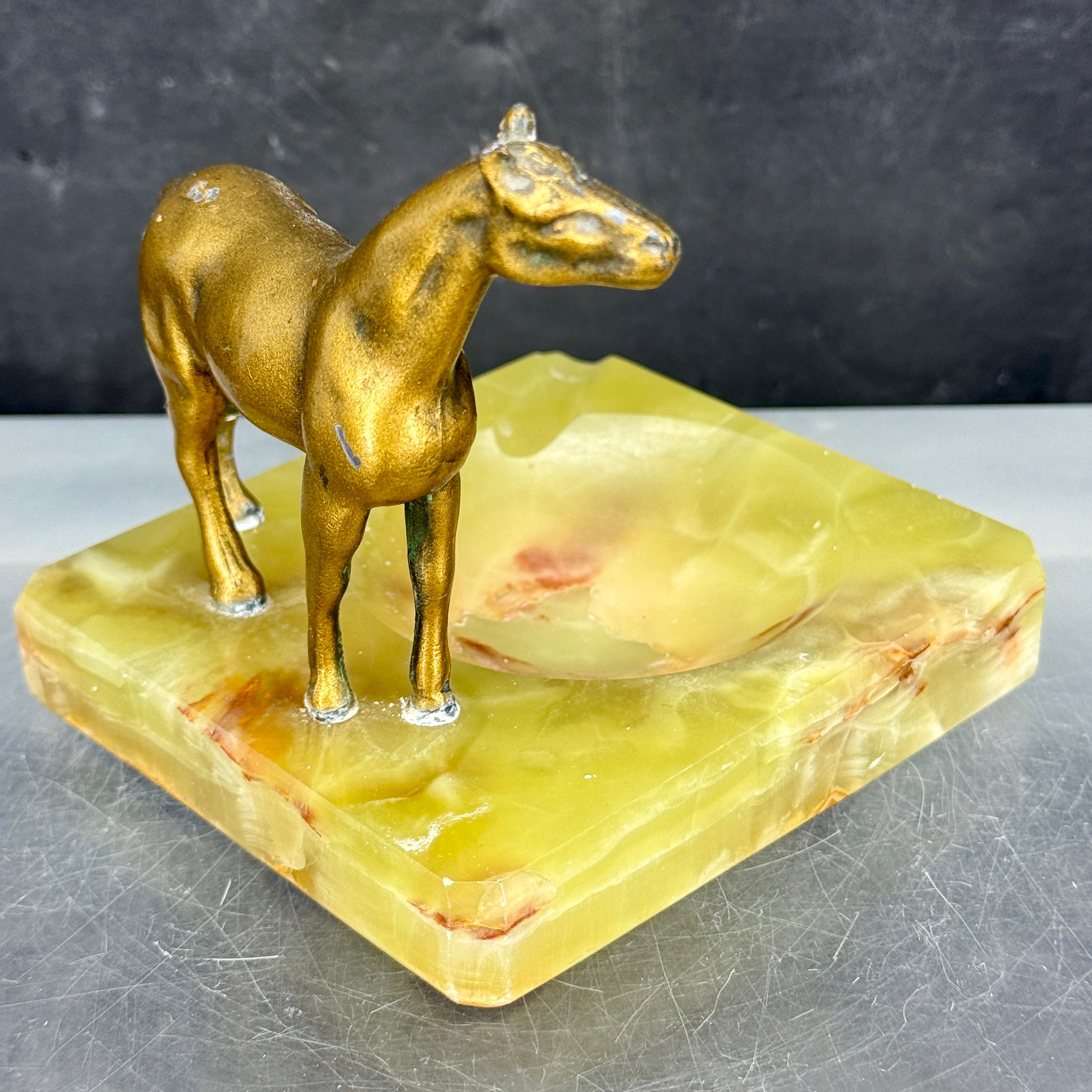 Grüner Achat und Bronze Pferd Statue Aschenbecher Schmuck Tablett im Angebot 2