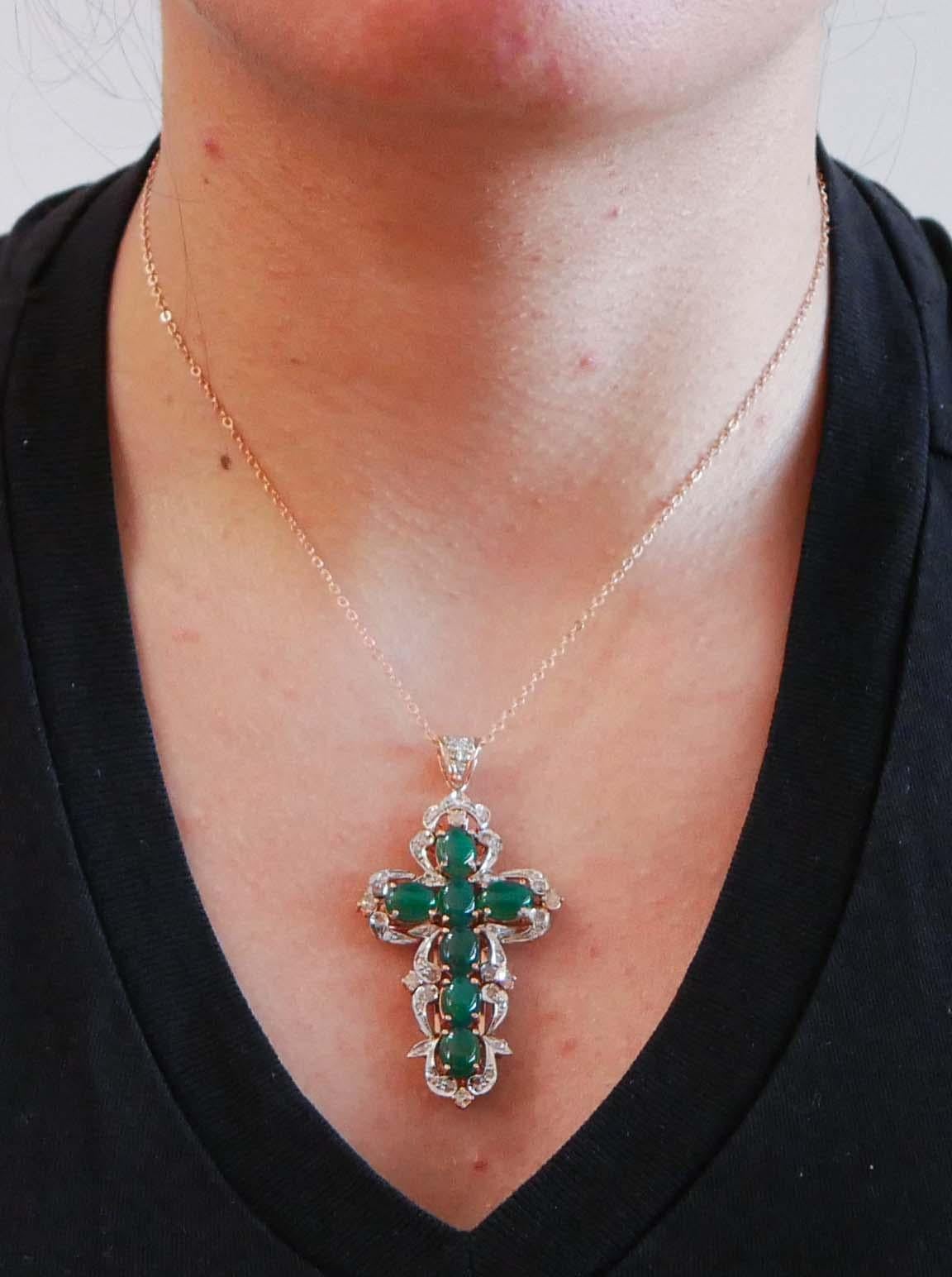 Women's Green Agate, Diamonds, Rose Gold and Silver Cross Pendant Necklace For Sale