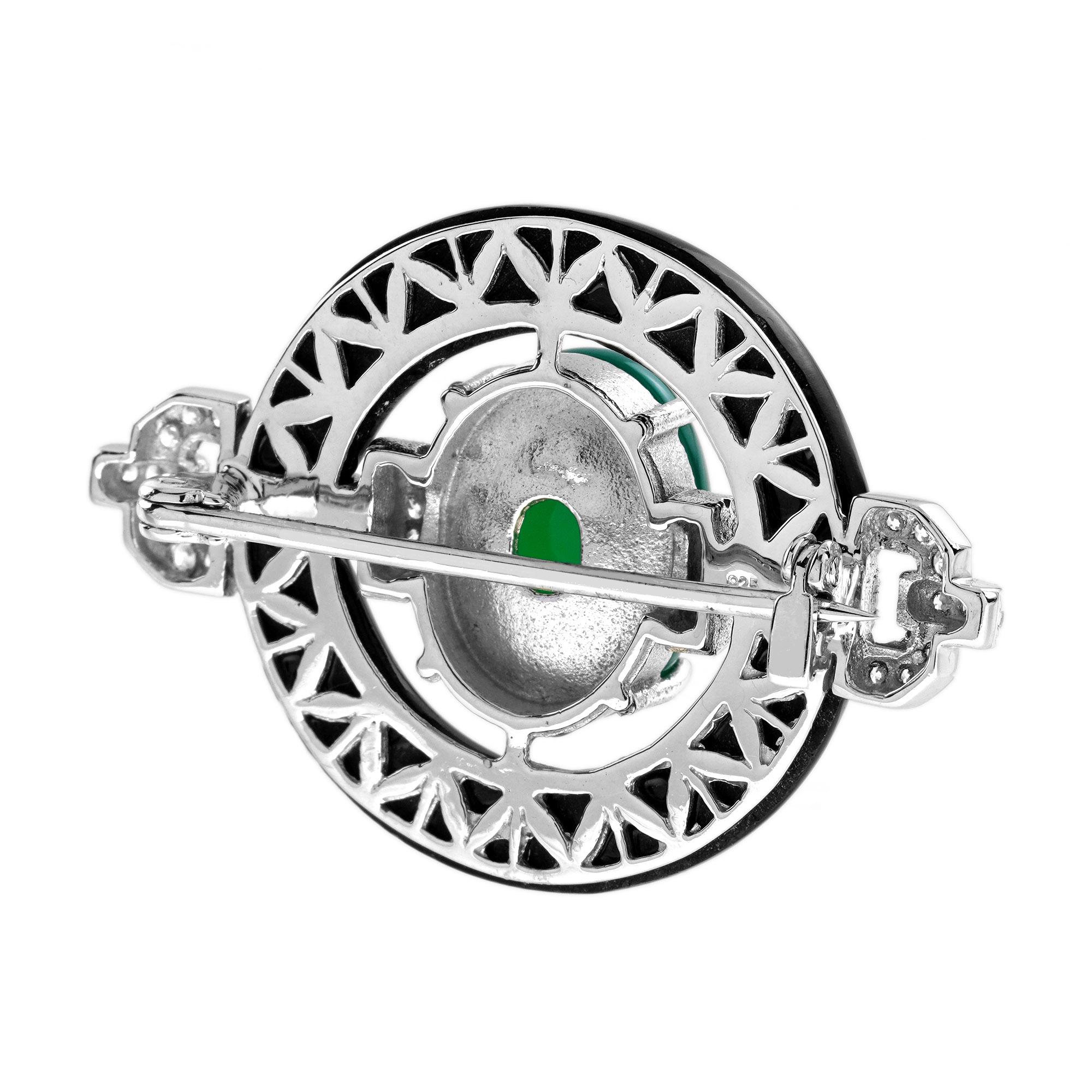Green Agate Onyx Diamond Art Deco Style Brooch in 14K White Gold In New Condition For Sale In Bangkok, TH