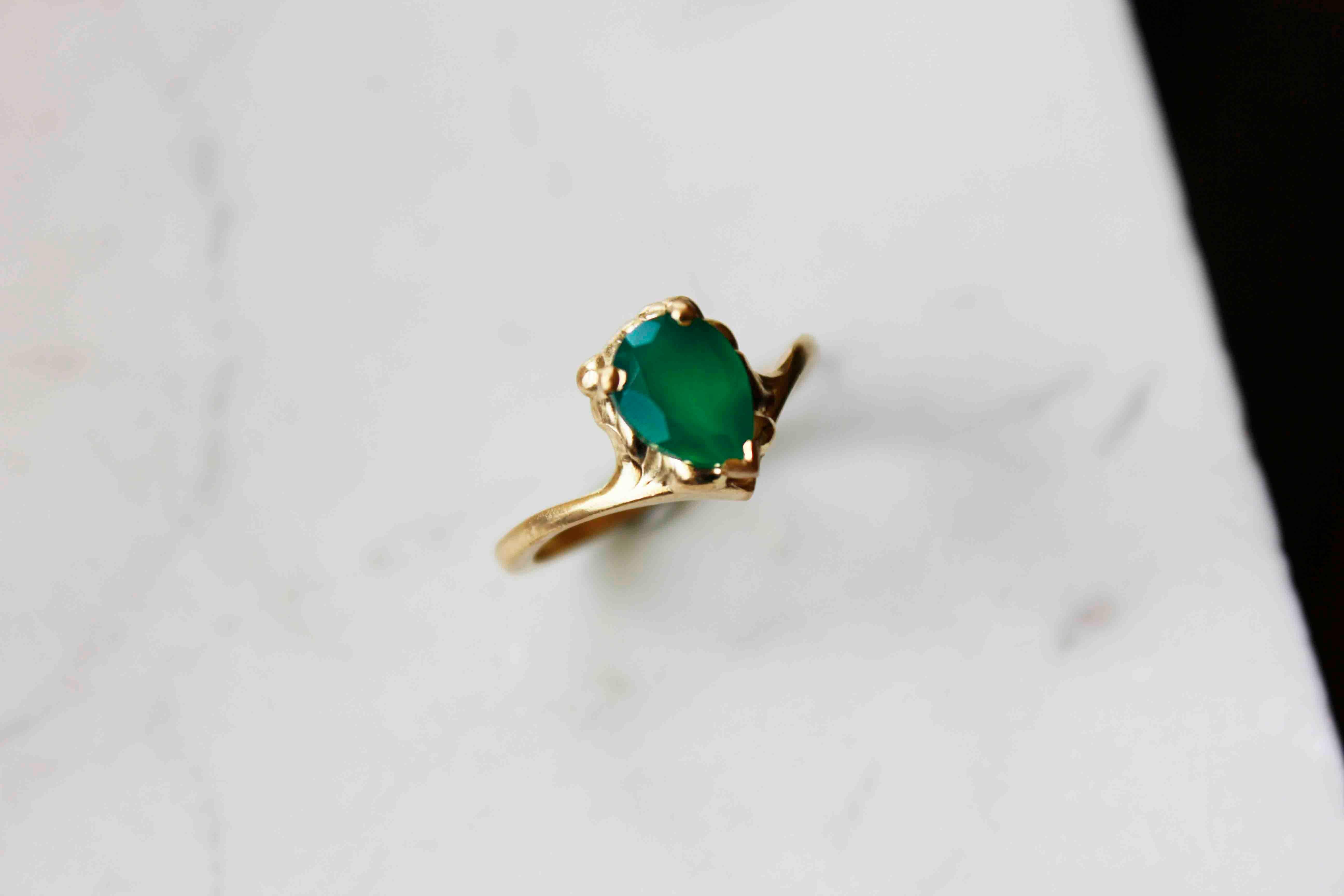 Art Deco Green Agate Ring For Sale