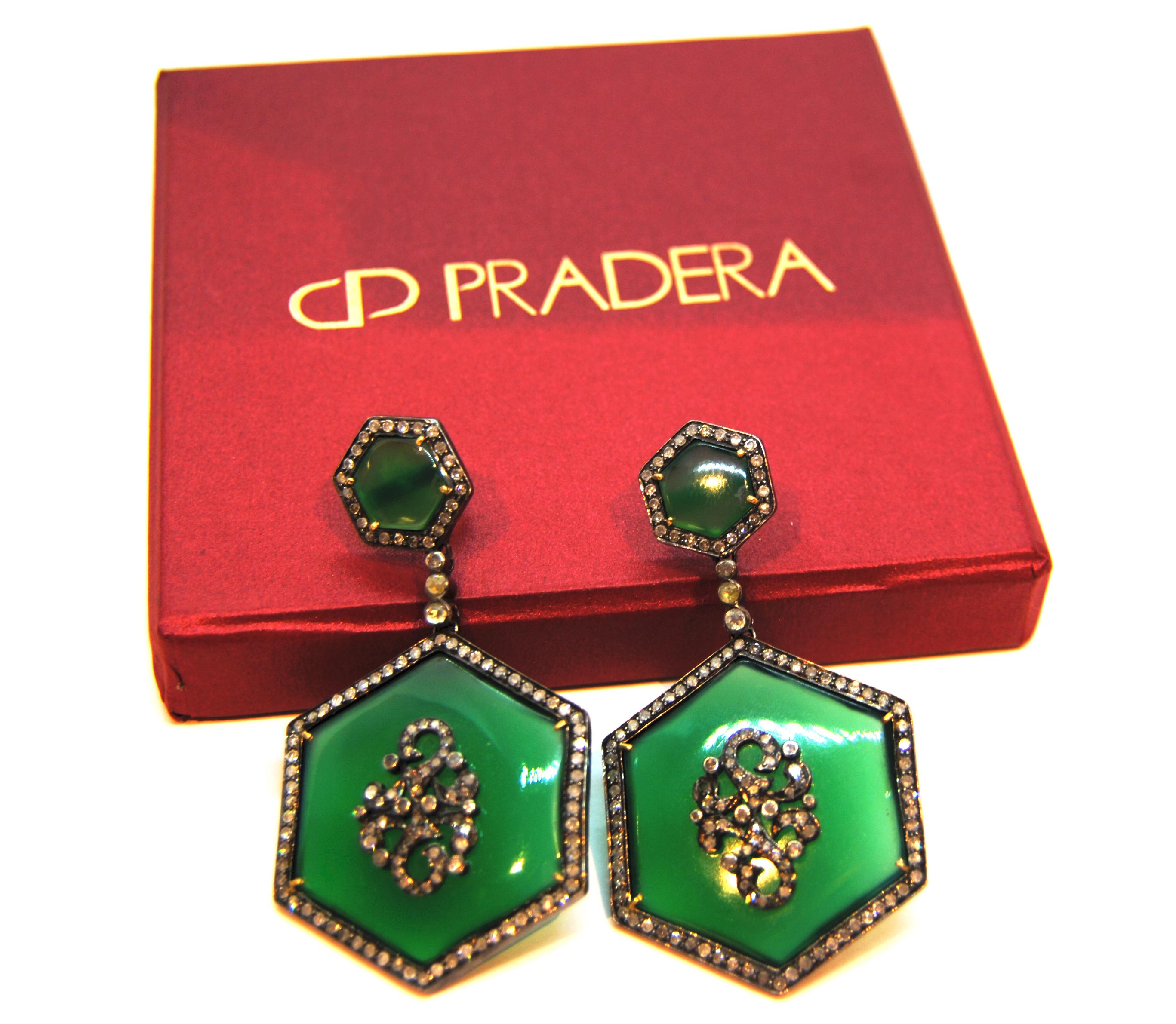 Arts and Crafts Green Agate Talisman 18 Karat Gold and Silver Dangle Earrings For Sale