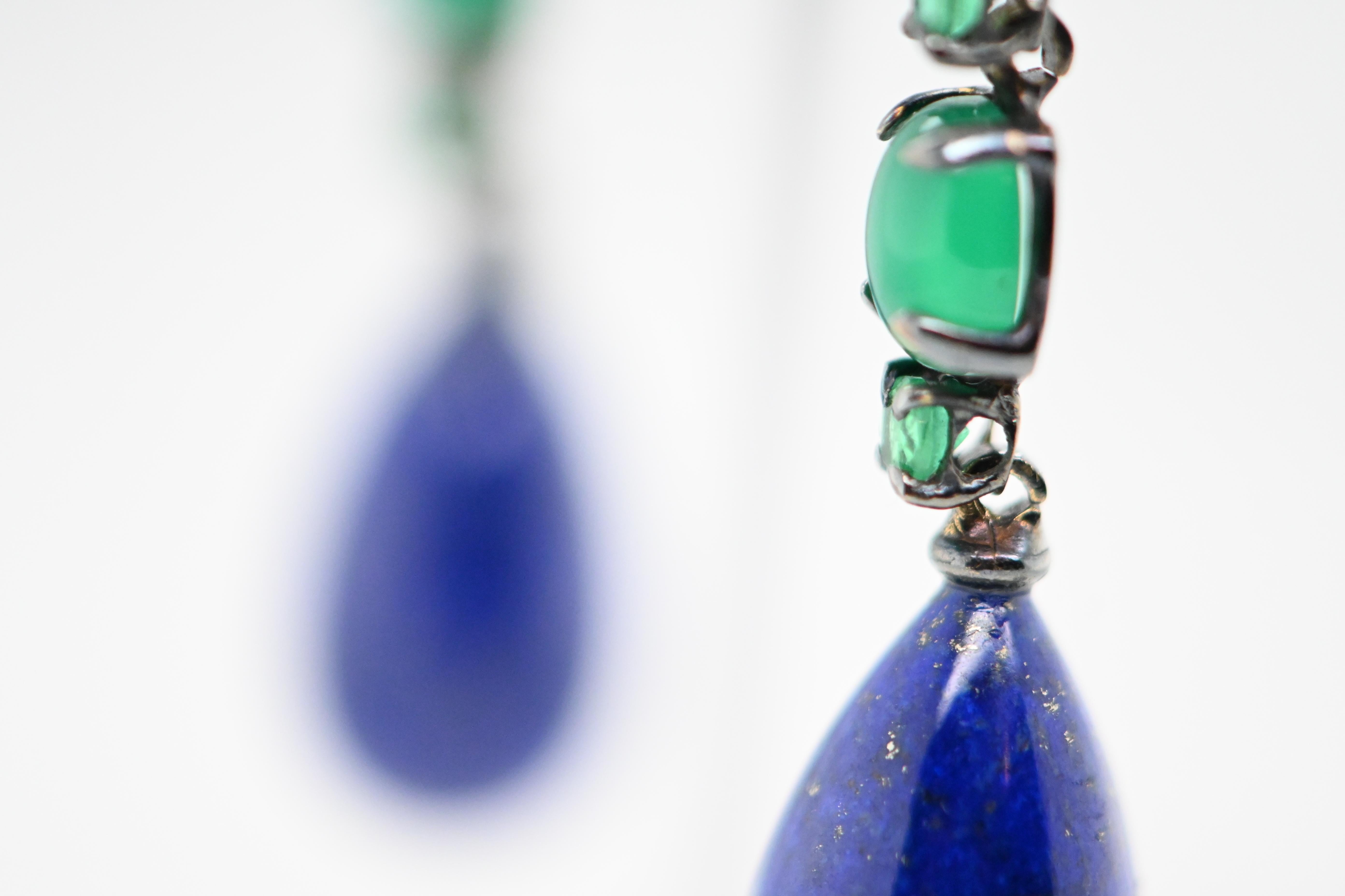 Green Agates Lapis Lazuli Chandelier Earrings Grey Gold 18 Karat  In New Condition For Sale In Vannes, FR