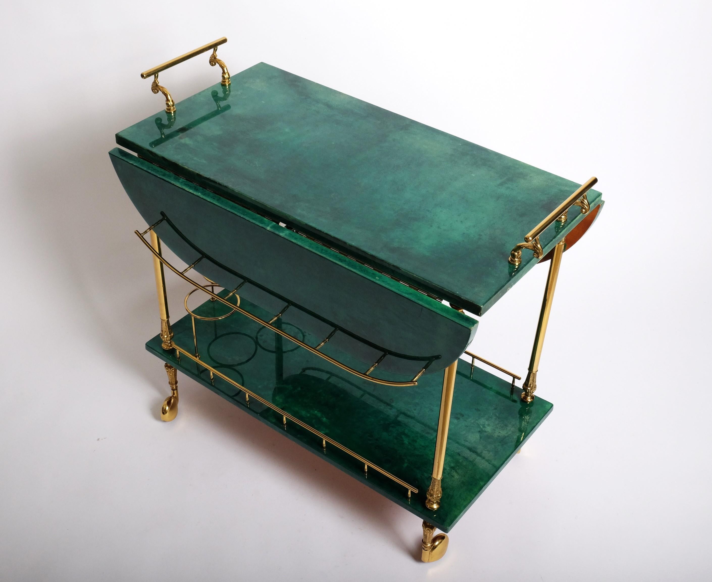 Green Aldo Tura Lacquered Goatskin Brass Drop-Leaf Bar Car Trolley, Italy 1950s In Good Condition In München, BY