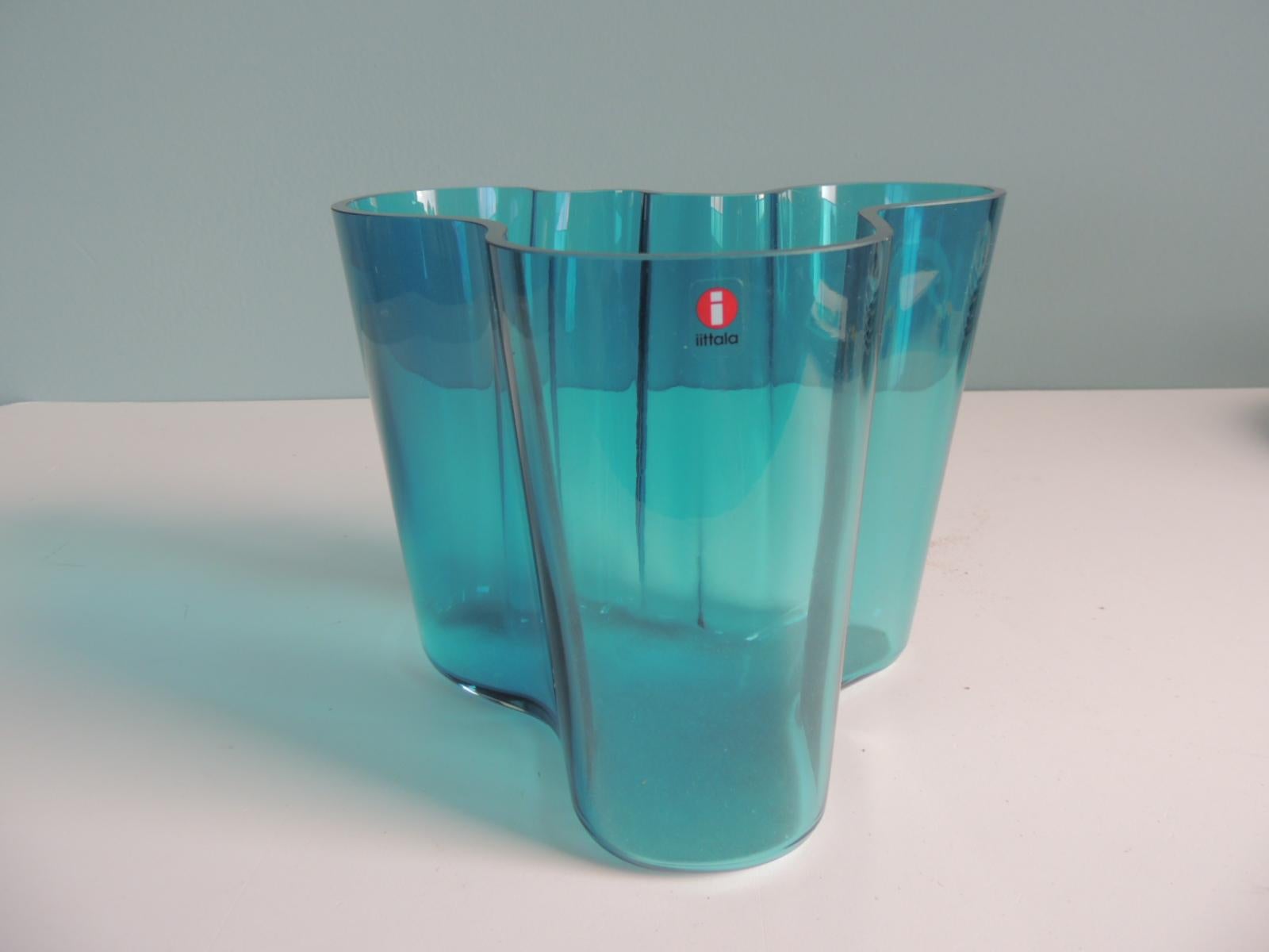 Mid-Century Modern Green Alvar Aalto Vase for iittala