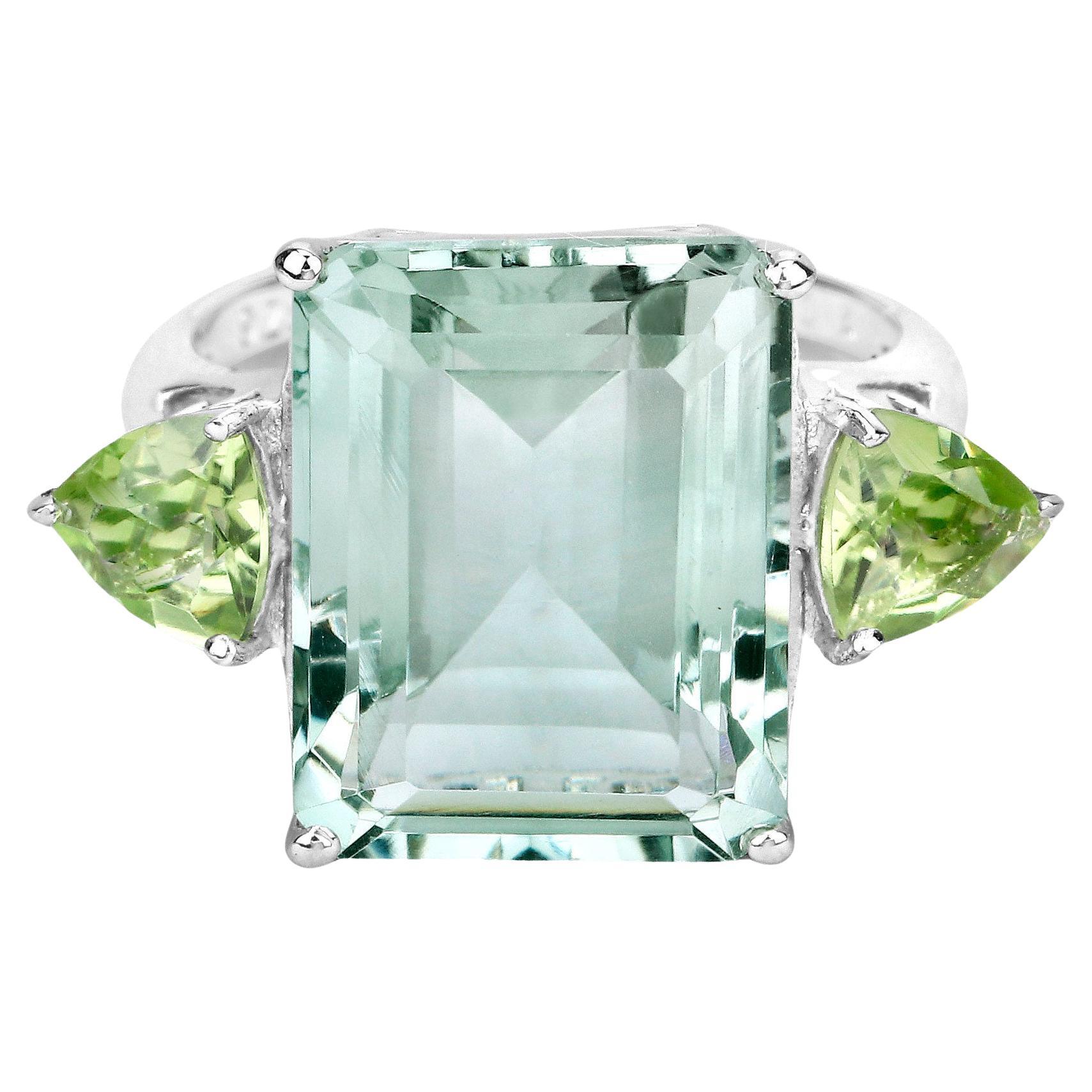 Contemporary Green Amethyst Cocktail Ring With Peridots 12 Carats For Sale