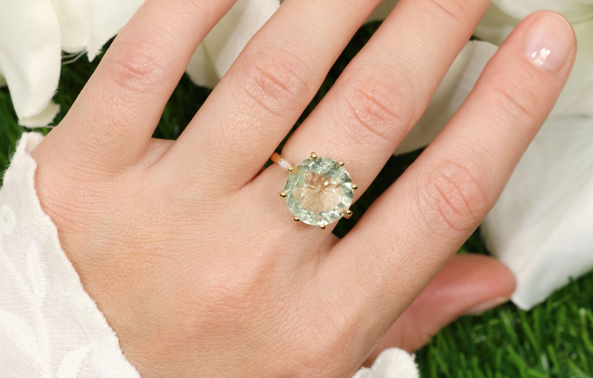 Round Cut Green Amethyst Crown Ring White Topaz Setting 7.5 Carats For Sale