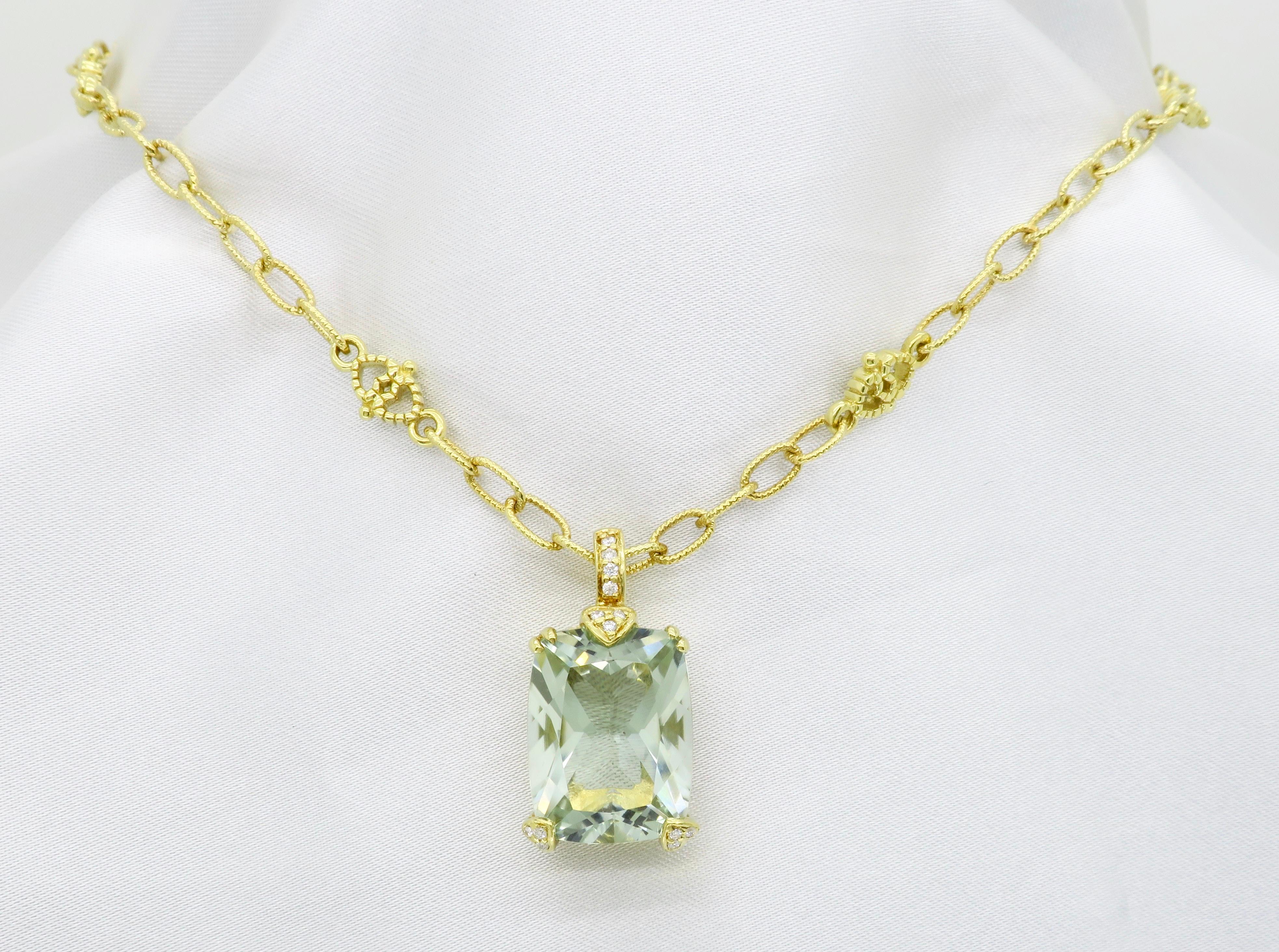 Green Amethyst and Diamond Pendant Necklace in 18 Karat Yellow Gold 3