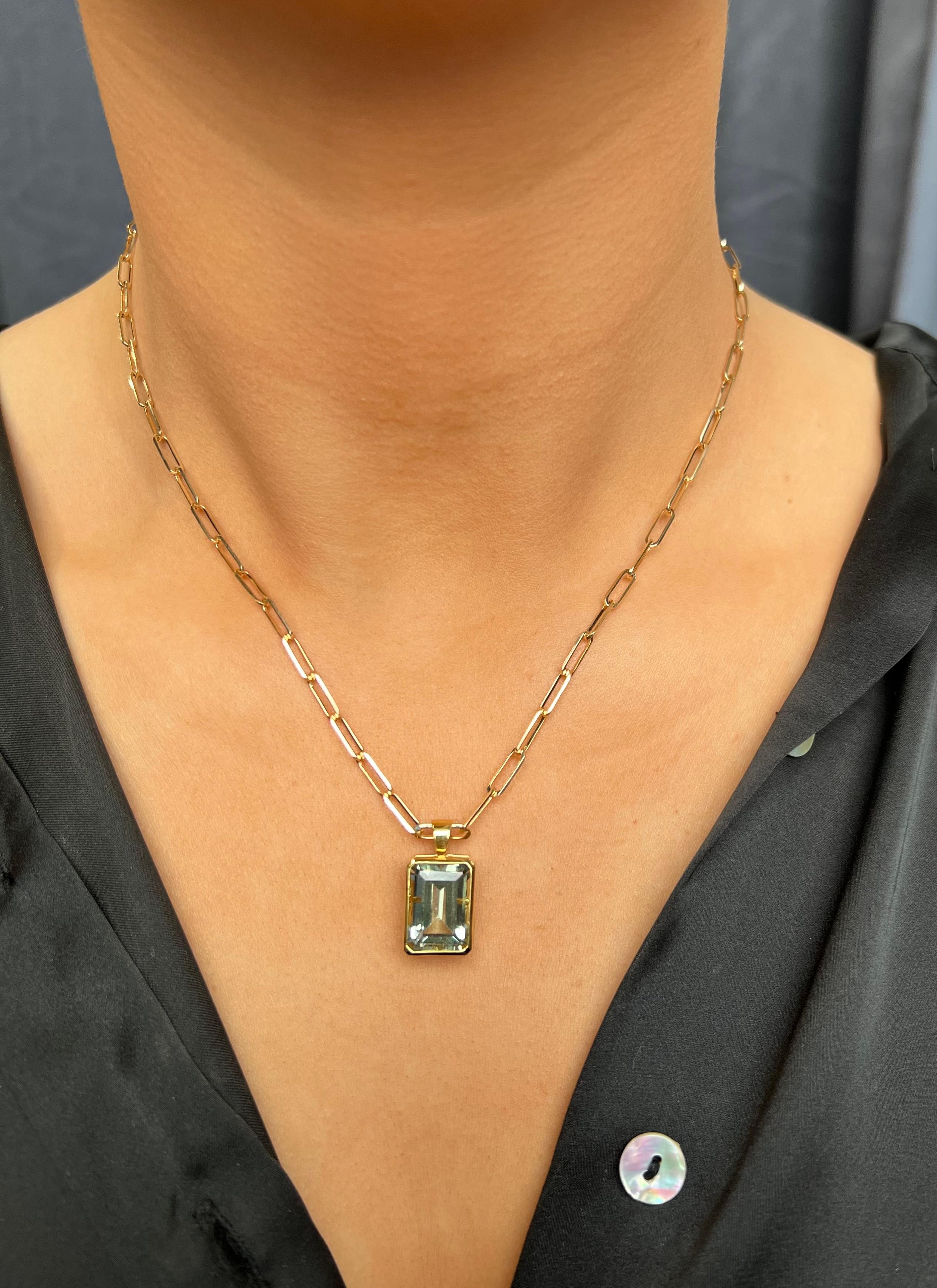 12ct Green Amethyst Pendant on 14k Gold Paperclip Chain  For Sale 1