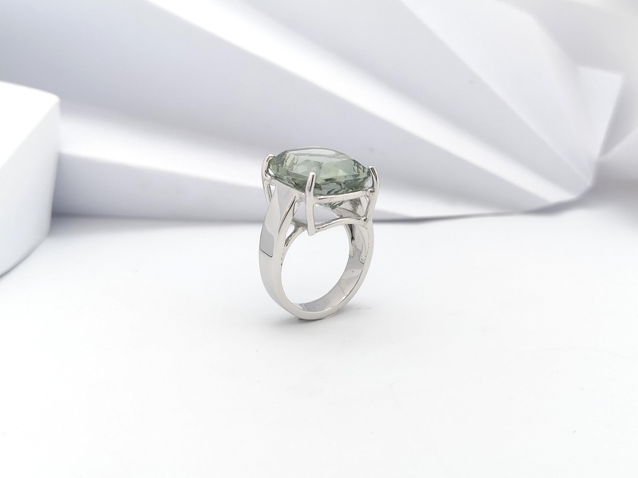 Green Amethyst Ring set in Silver Settings For Sale 7