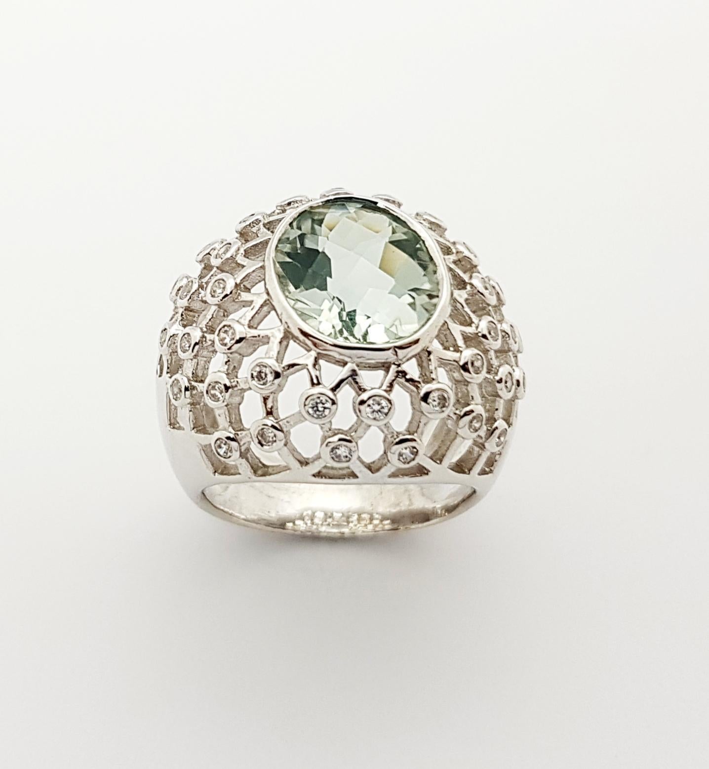 Anello con ametista verde e zirconia cubica con montatura in argento in vendita 7