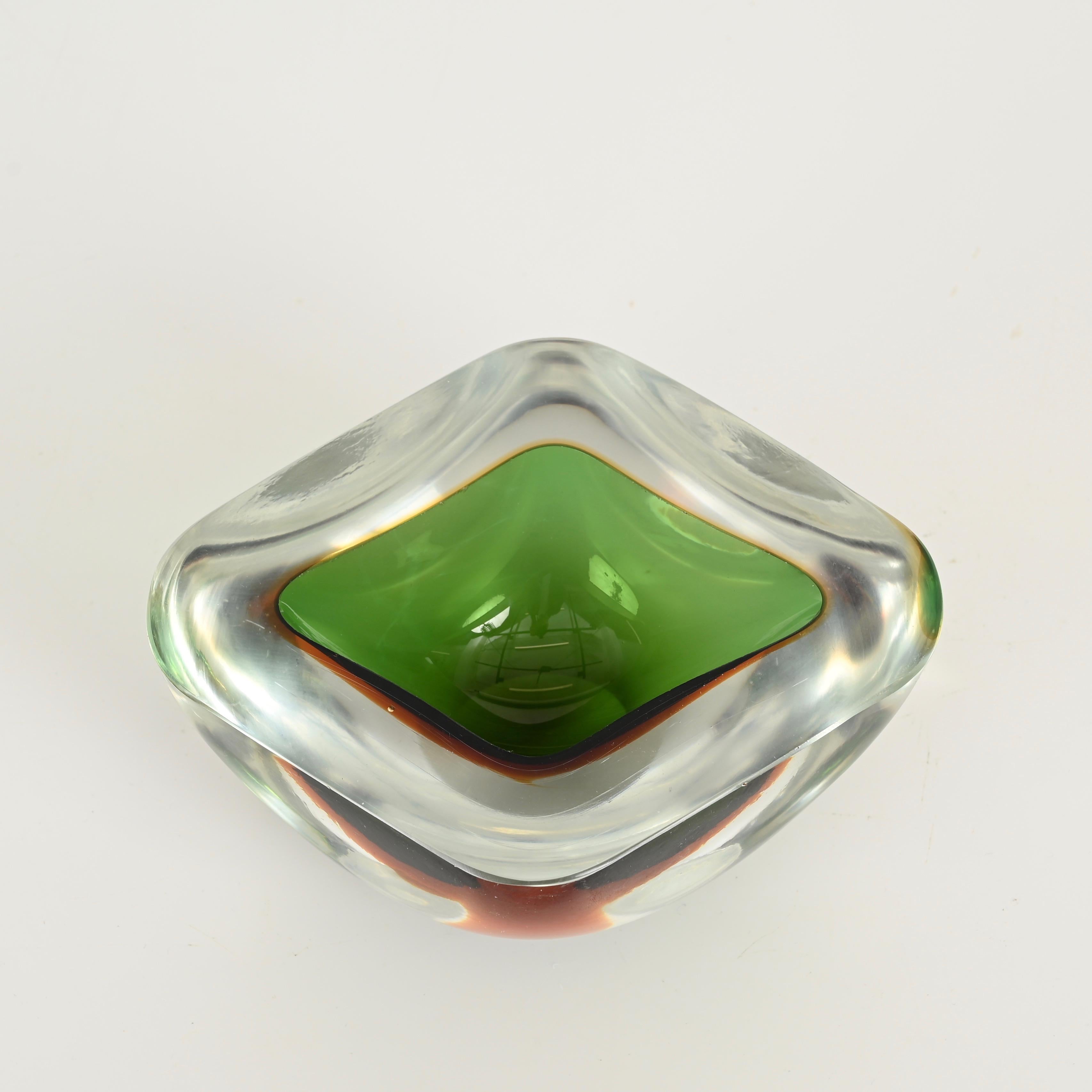 Cuenco de cristal de Murano Sommerso verde y ámbar de F. Poli, Italia, años 60 en venta 3