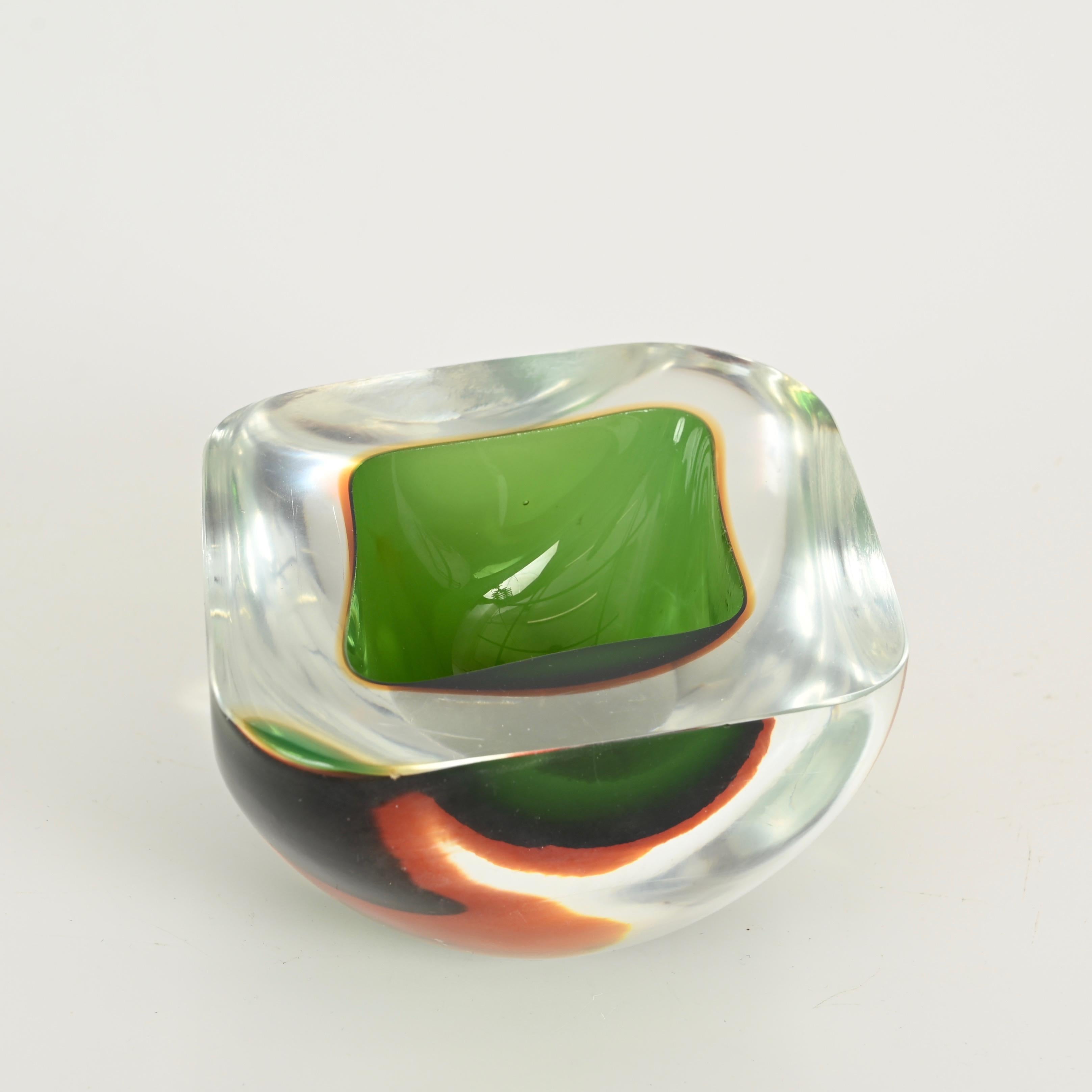 Cuenco de cristal de Murano Sommerso verde y ámbar de F. Poli, Italia, años 60 en venta 4
