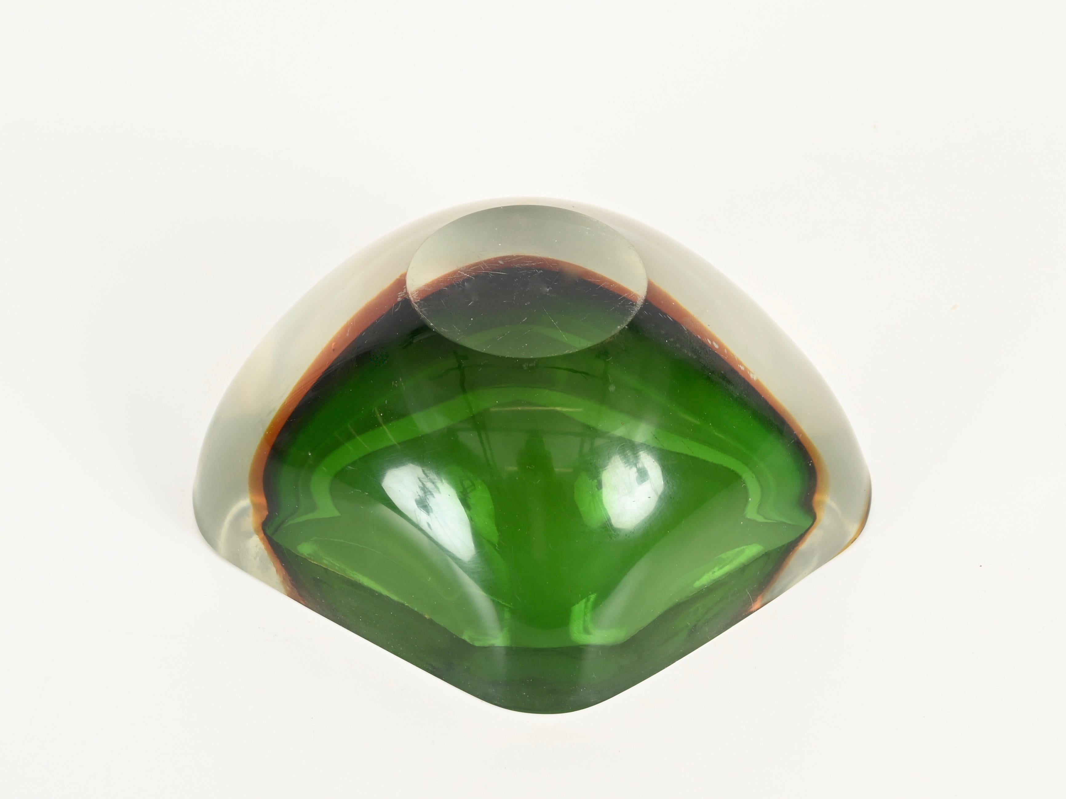 Cuenco de cristal de Murano Sommerso verde y ámbar de F. Poli, Italia, años 60 en venta 5