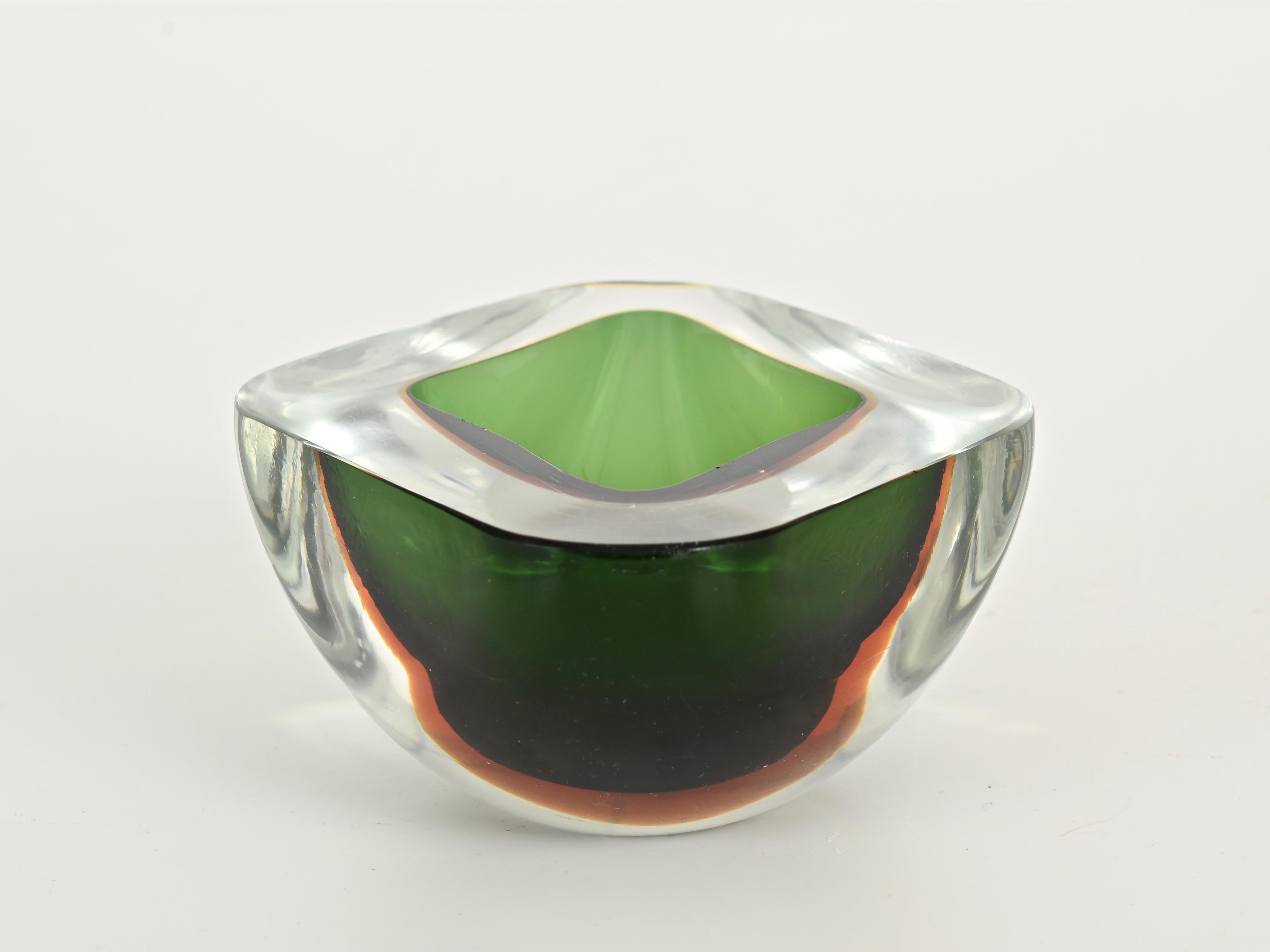 Cuenco de cristal de Murano Sommerso verde y ámbar de F. Poli, Italia, años 60 Italiano en venta