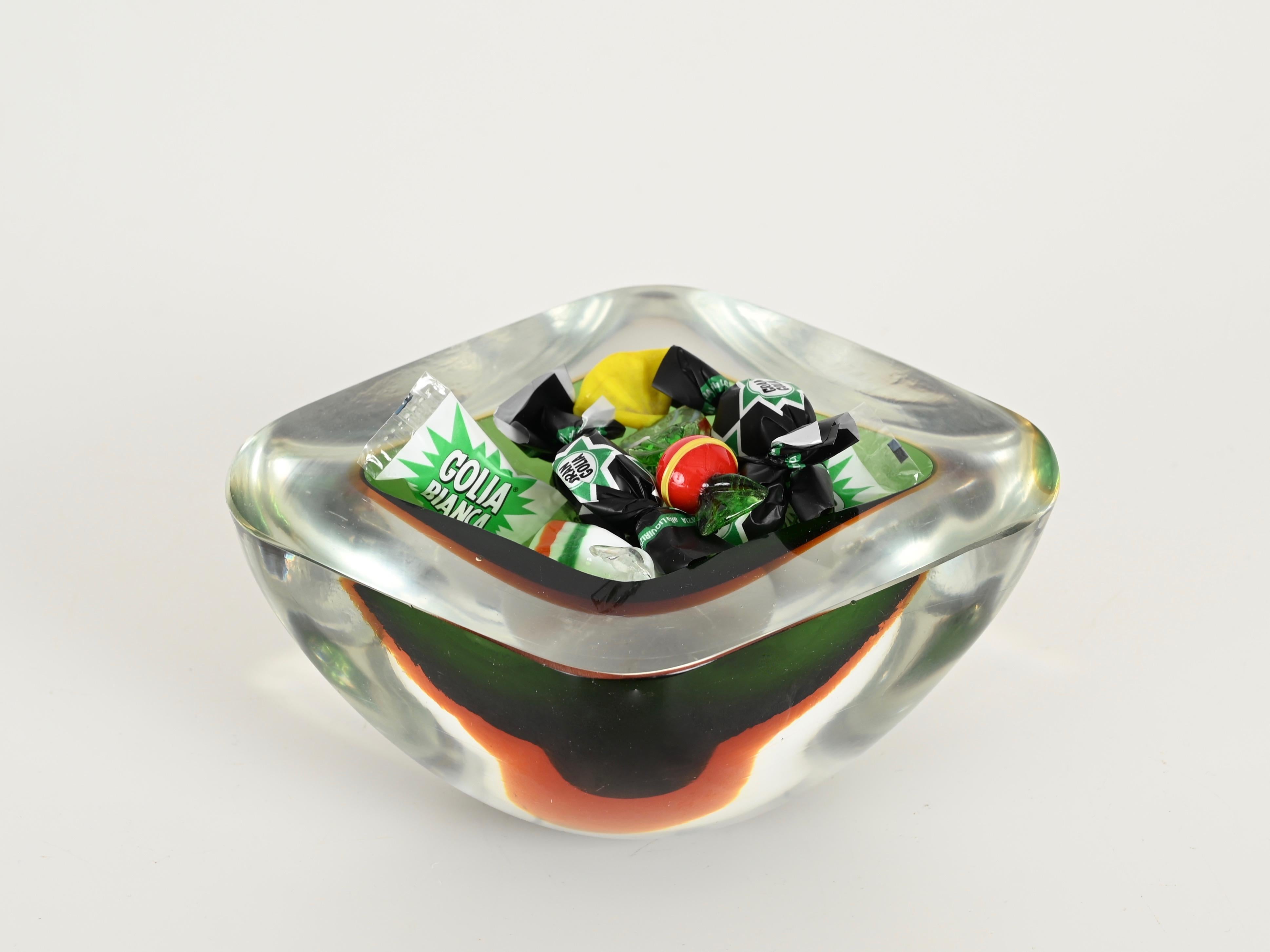 Cuenco de cristal de Murano Sommerso verde y ámbar de F. Poli, Italia, años 60 Vidrio en venta