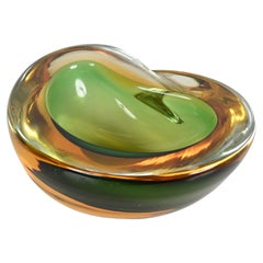 Green and Amber, Sommerso Murano Glass Heart-Shaped Bowl, Italy, 1960s
