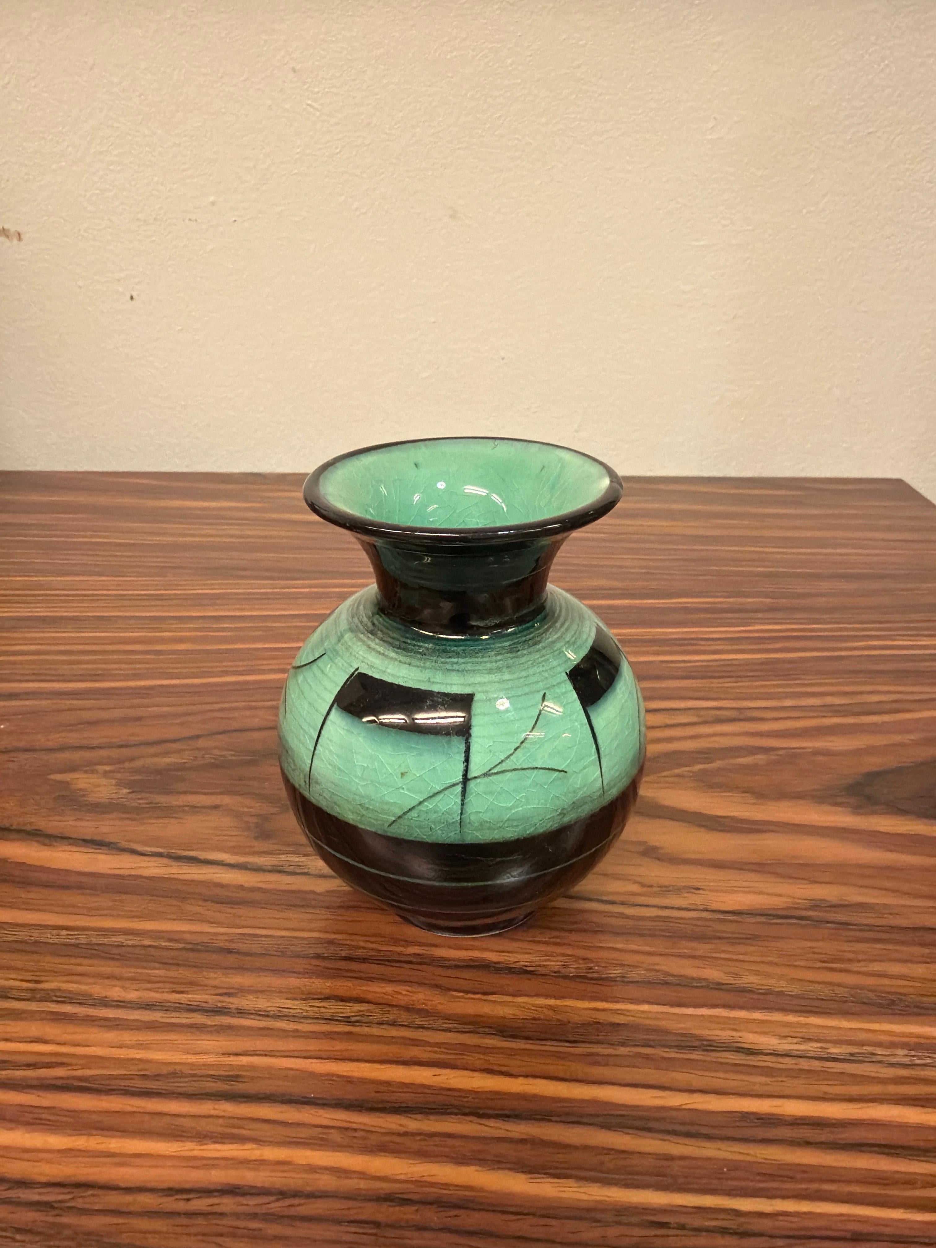 Porcellana Vaso Art Deco verde e nero di Ilse Claesson, Rörstrand in vendita