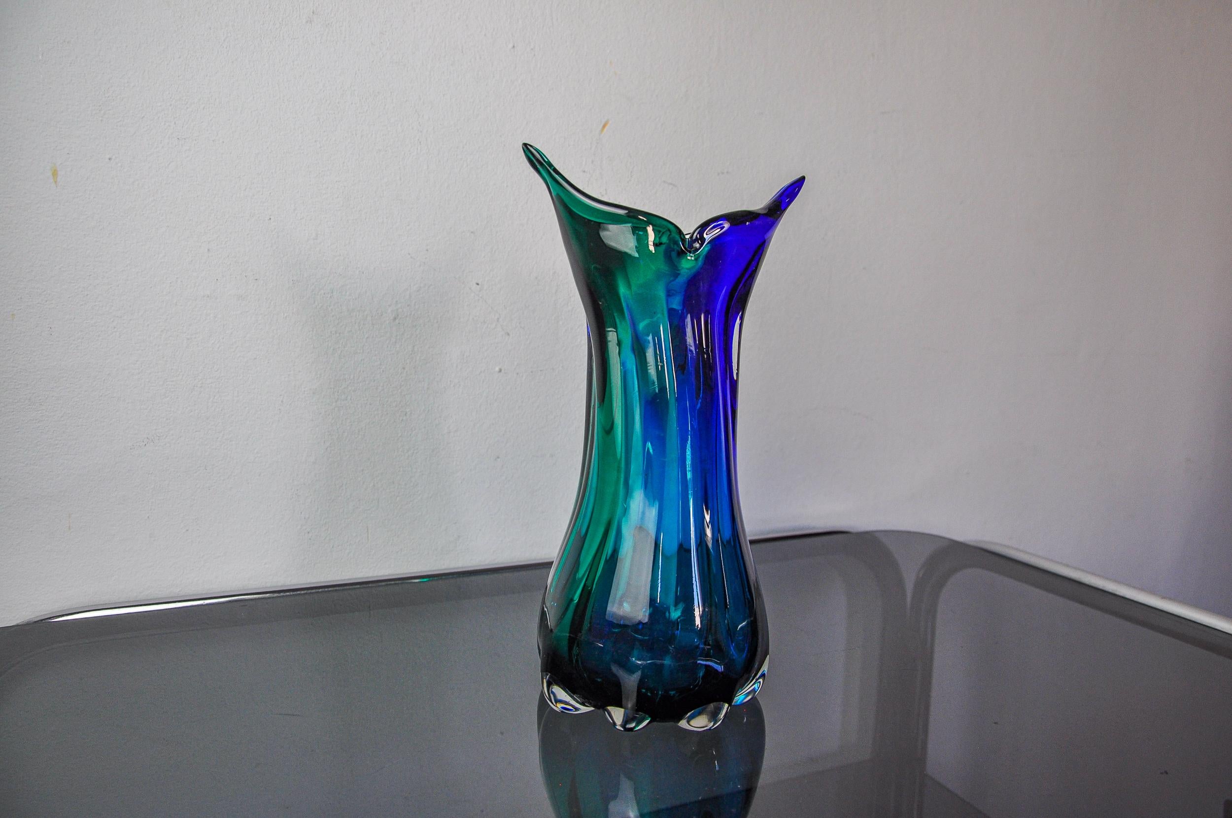 Italian Green and blue sommerso vase by seguso, murano glass, italy, 1970 For Sale