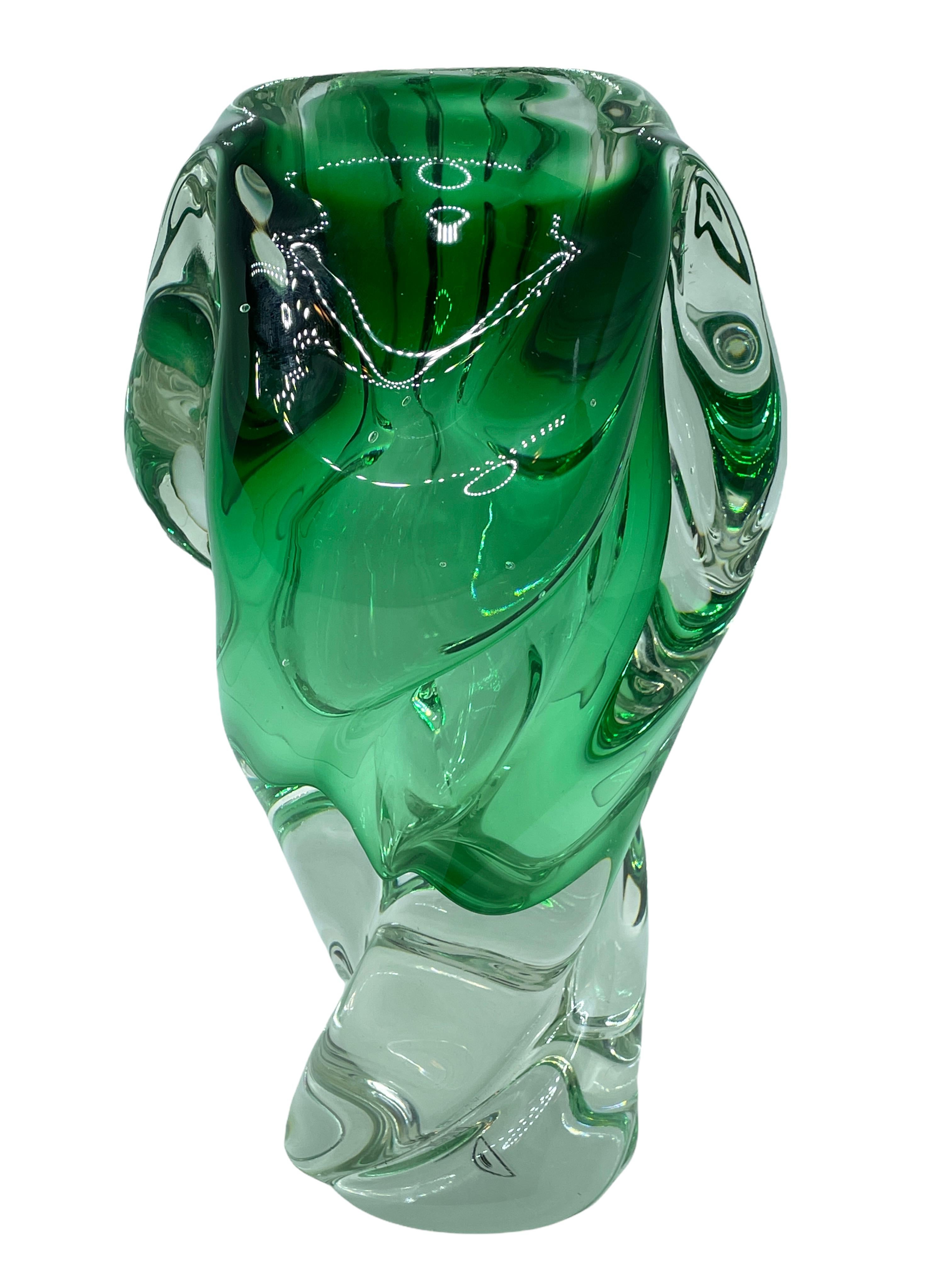 Mid-Century Modern Green and Clear Sommerso Art Glass Vase Object Sculpture Murano, Italy, 1980s