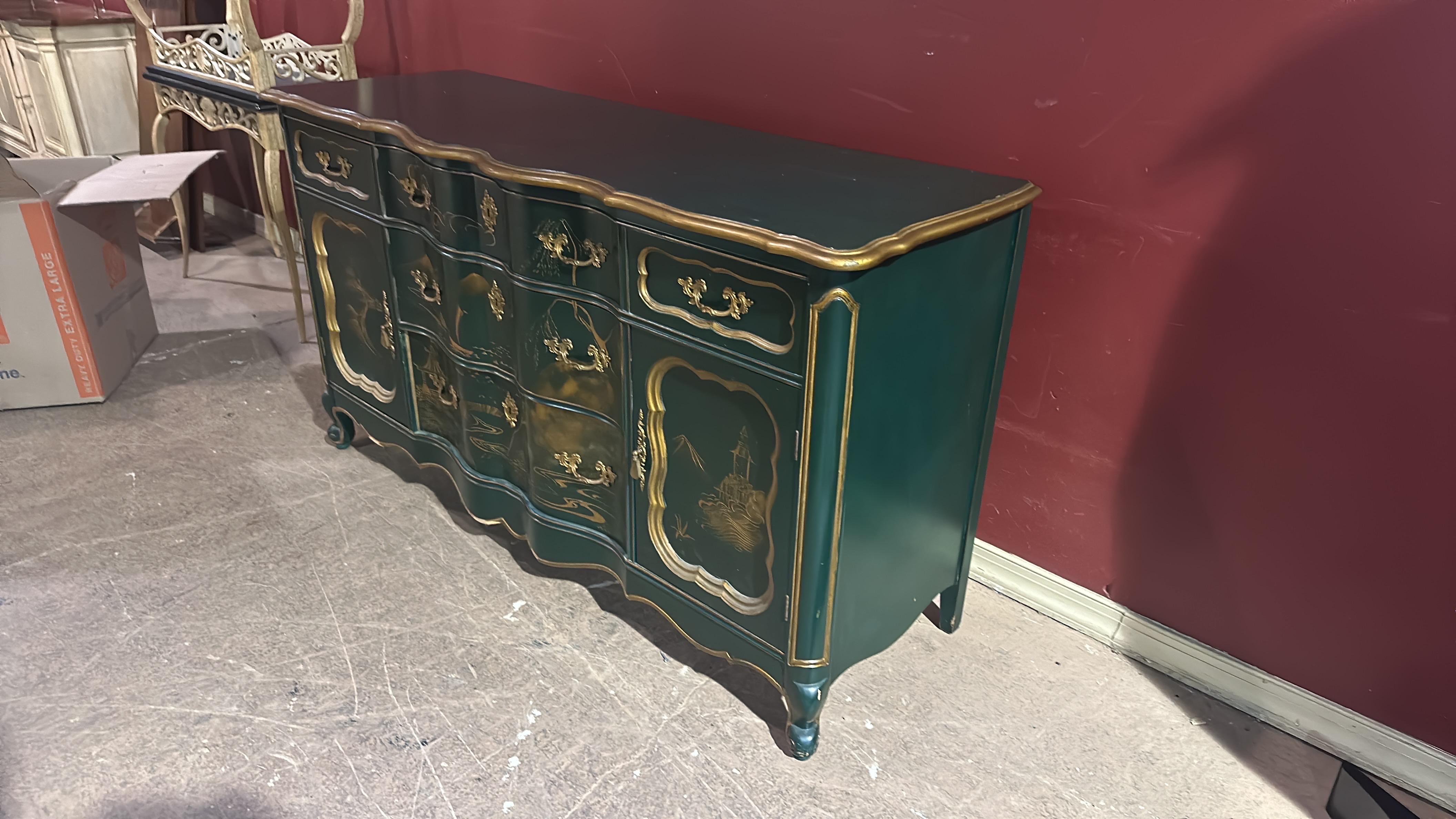 Green and Gold Lacquer French Louis XV Chinoiserie Painted Buffet Sideboard 7