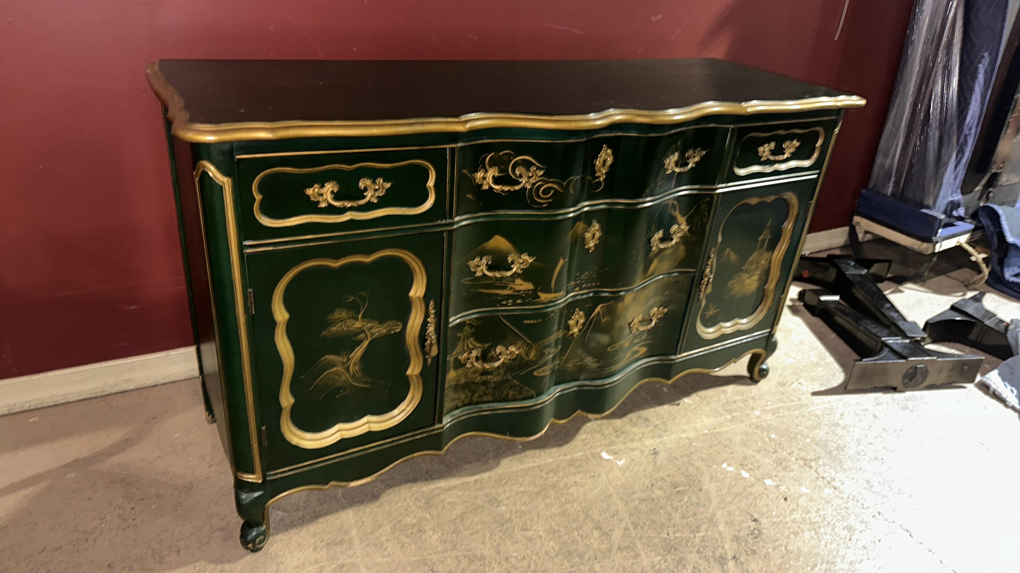Green and Gold Lacquer French Louis XV Chinoiserie Painted Buffet Sideboard 8