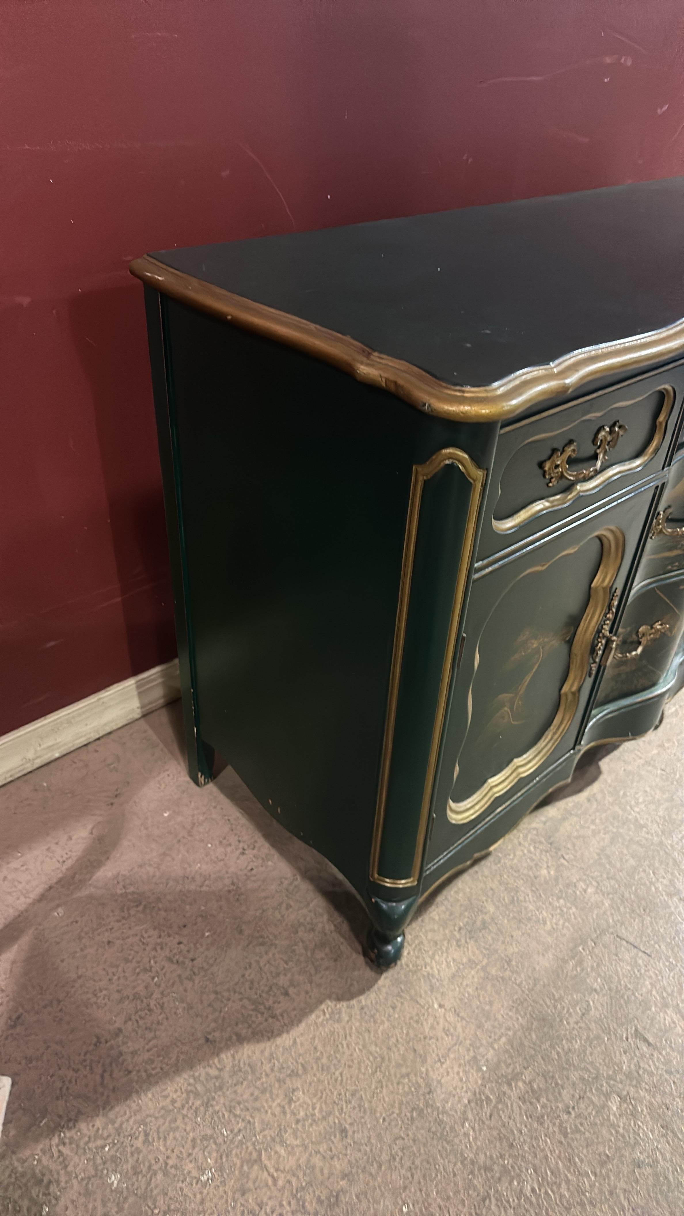 Green and Gold Lacquer French Louis XV Chinoiserie Painted Buffet Sideboard 3