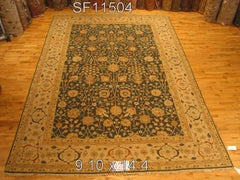 Green and Ivory Traditional Style Wool Area Rug