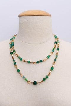 Collana di perline verde e perlato