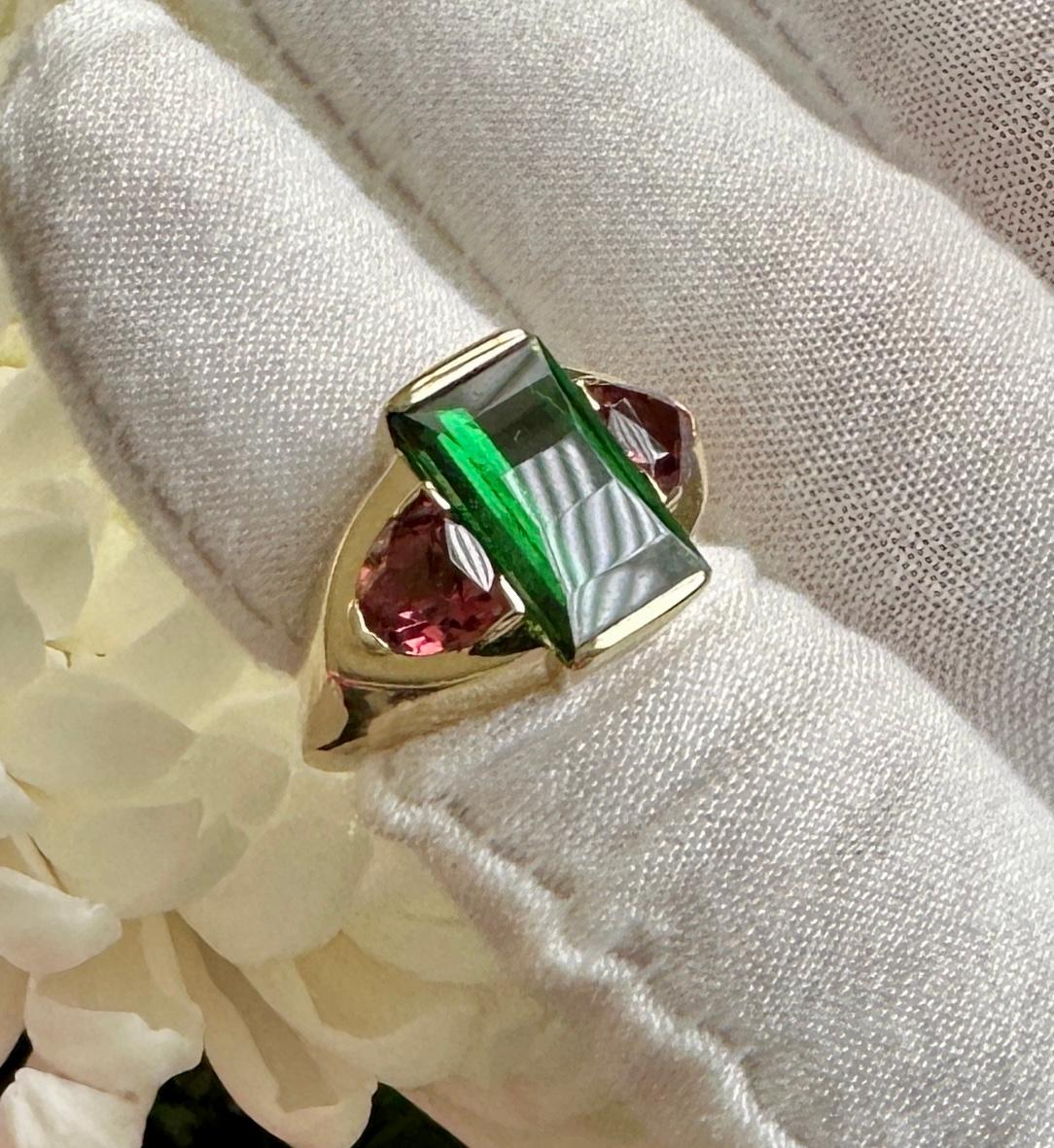 Contemporary Green and Pink Tourmaline Ring Yellow Gold Antique Estate For Sale