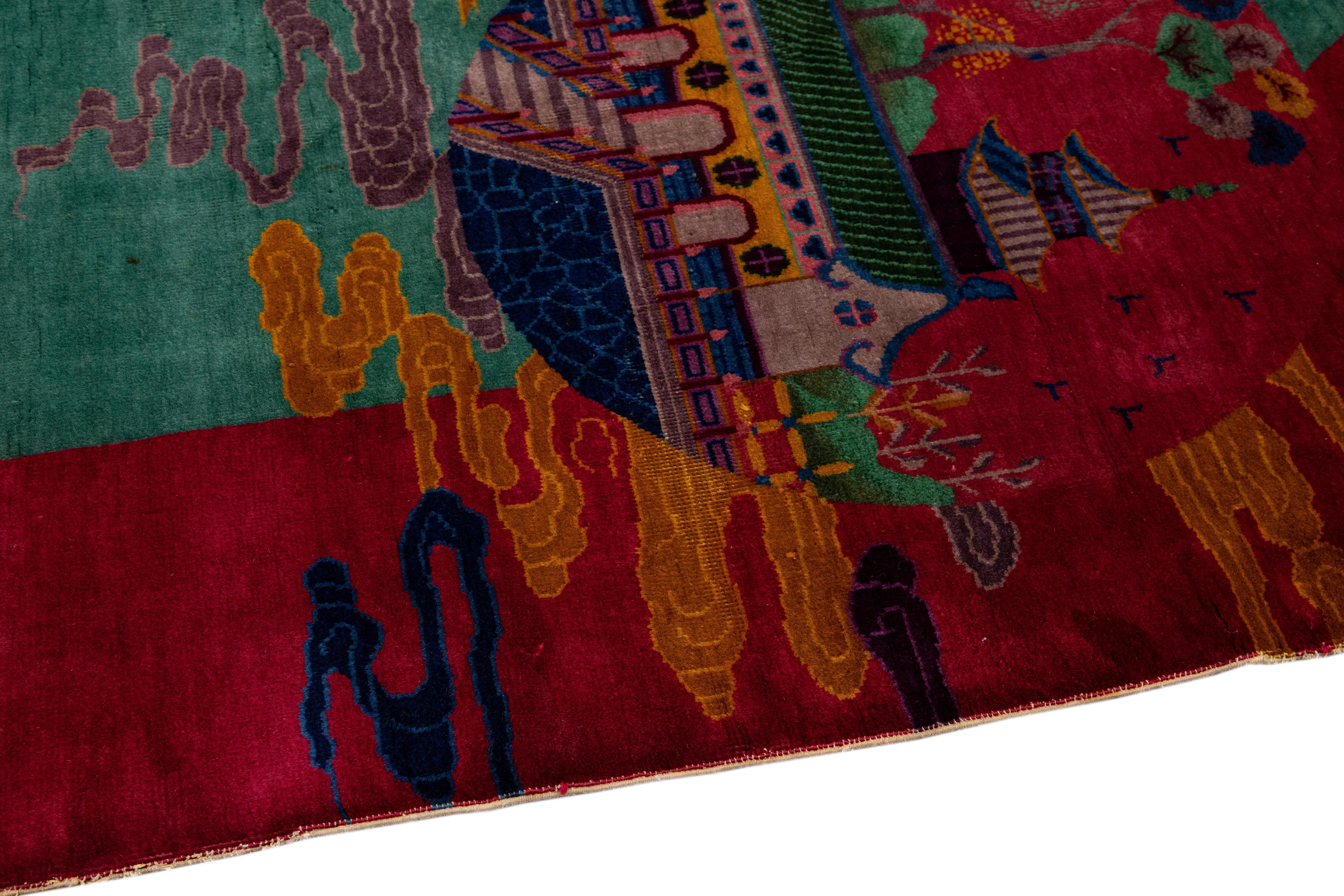 Antiker, handgefertigter, geblümter, chinesischer Wollteppich im Art déco-Stil in Grün und Rot (Sonstiges) im Angebot