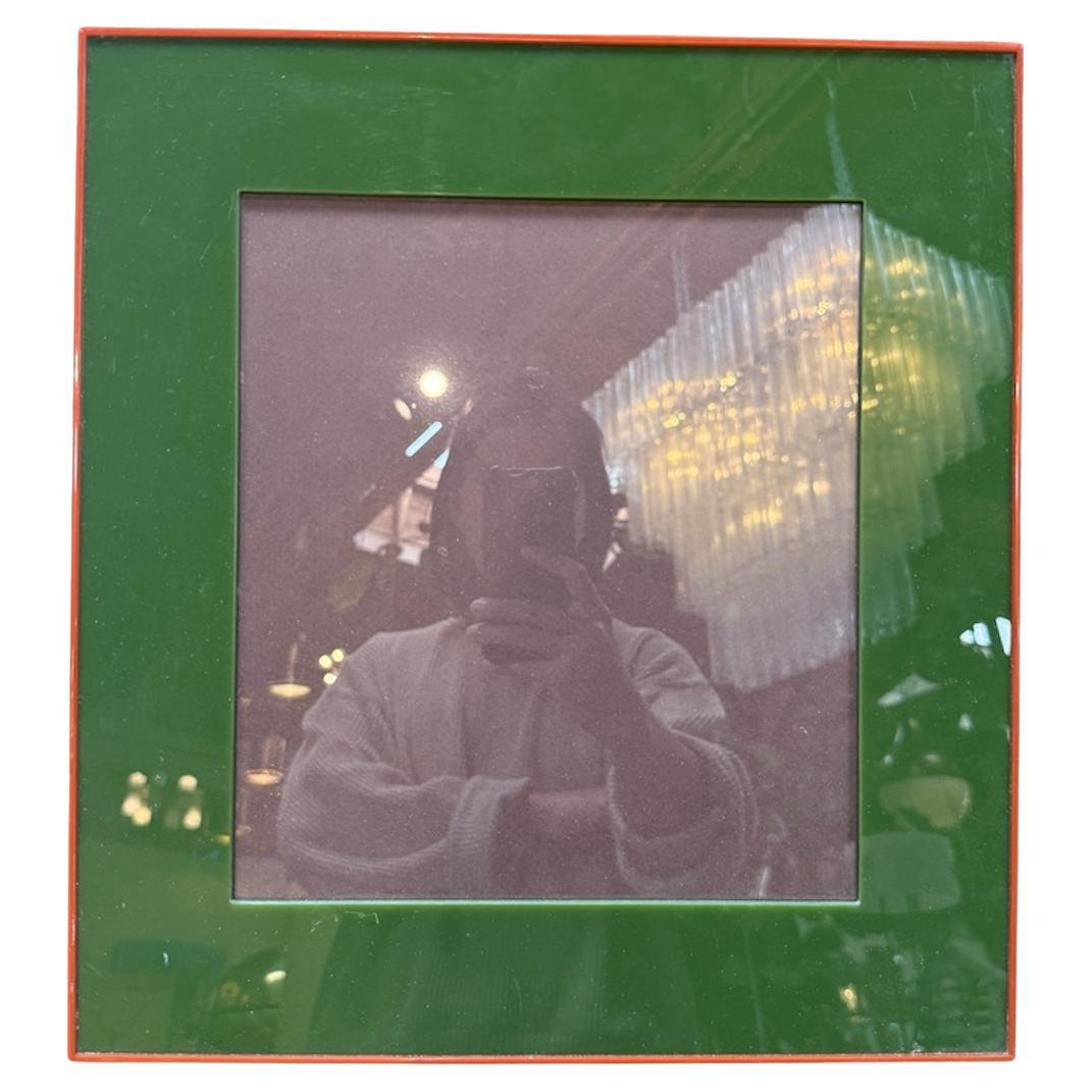 Cadre photo carré en émail vert et rouge en vente