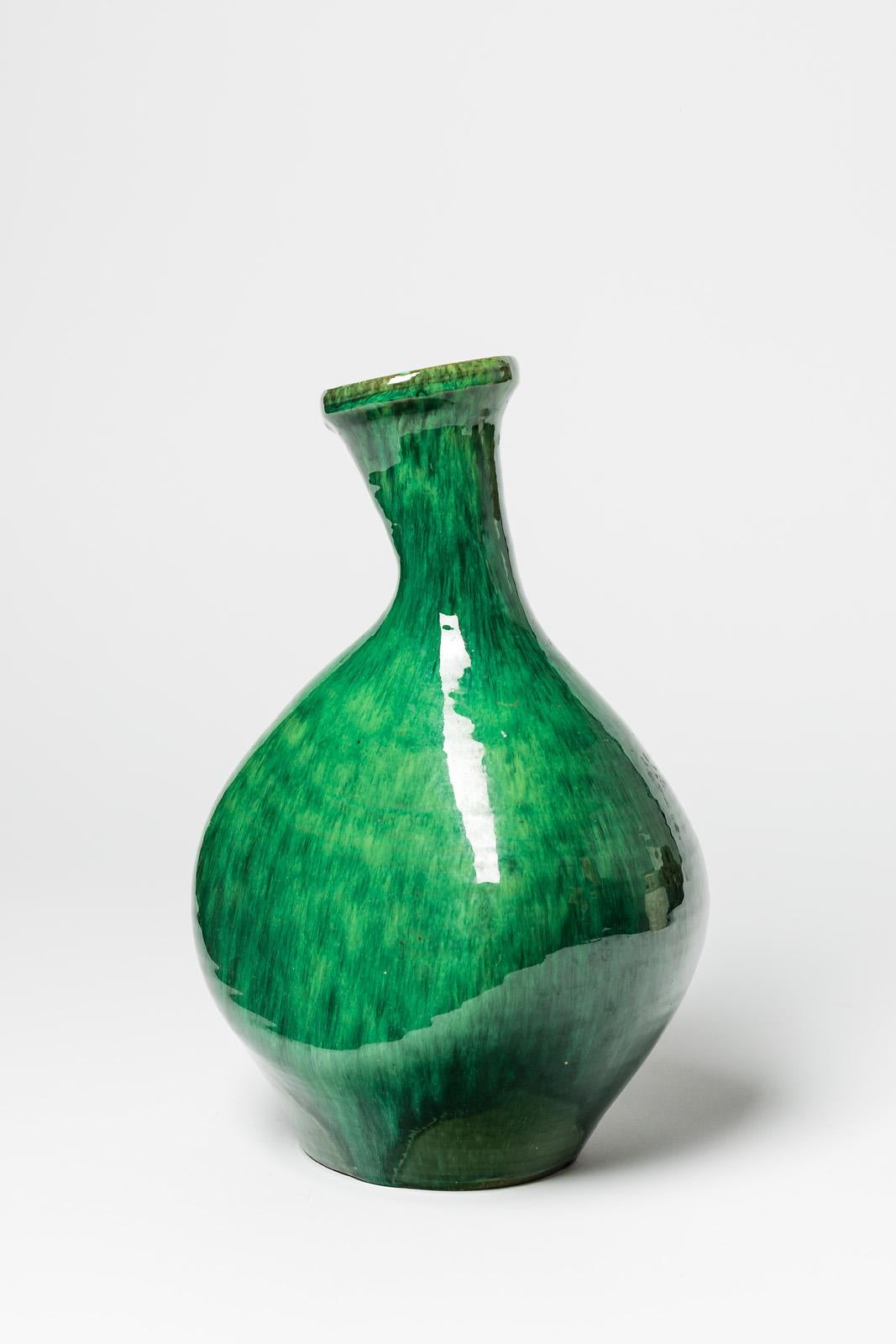 20th Century Green and White Free Form Ceramic Vase circa 1950 French Design Style of Madoura For Sale