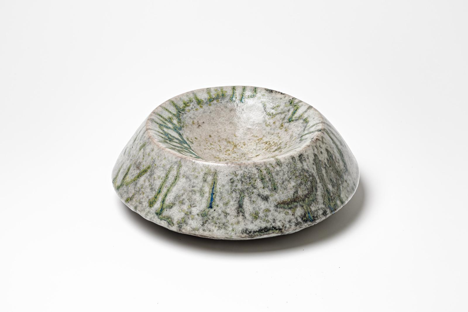 French Green and white glazed ceramic cup by Gisèle Buthod Garçon, circa 1980-1990 For Sale