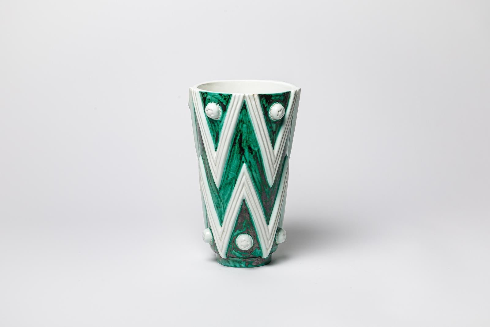 Green and white glazed ceramic vase by Sainte Radegonde, circa 1960-1970. In Good Condition In Saint-Ouen, FR