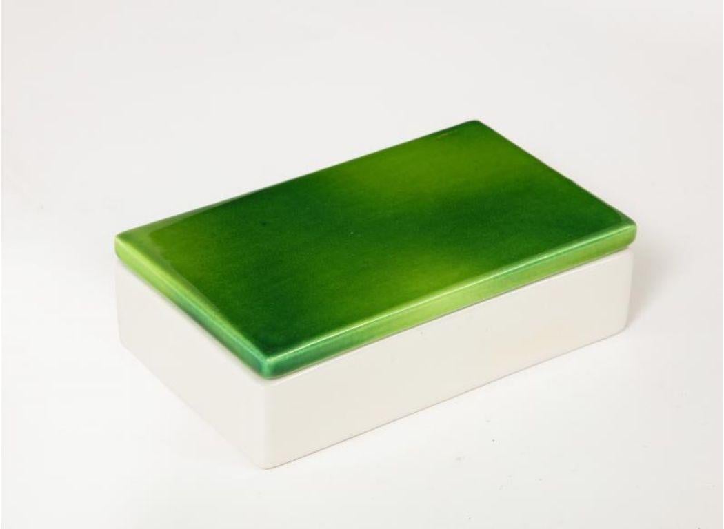 Modern Green and White Two-Tone Glazed Porcelain Lidded Box by Raymor, c. 1960 For Sale