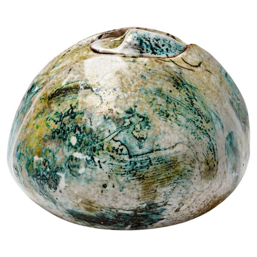 Grün und gelb glasiertes Keramikgeheimniskästchen von Gisèle Buthod-Garçon, 1980-1990