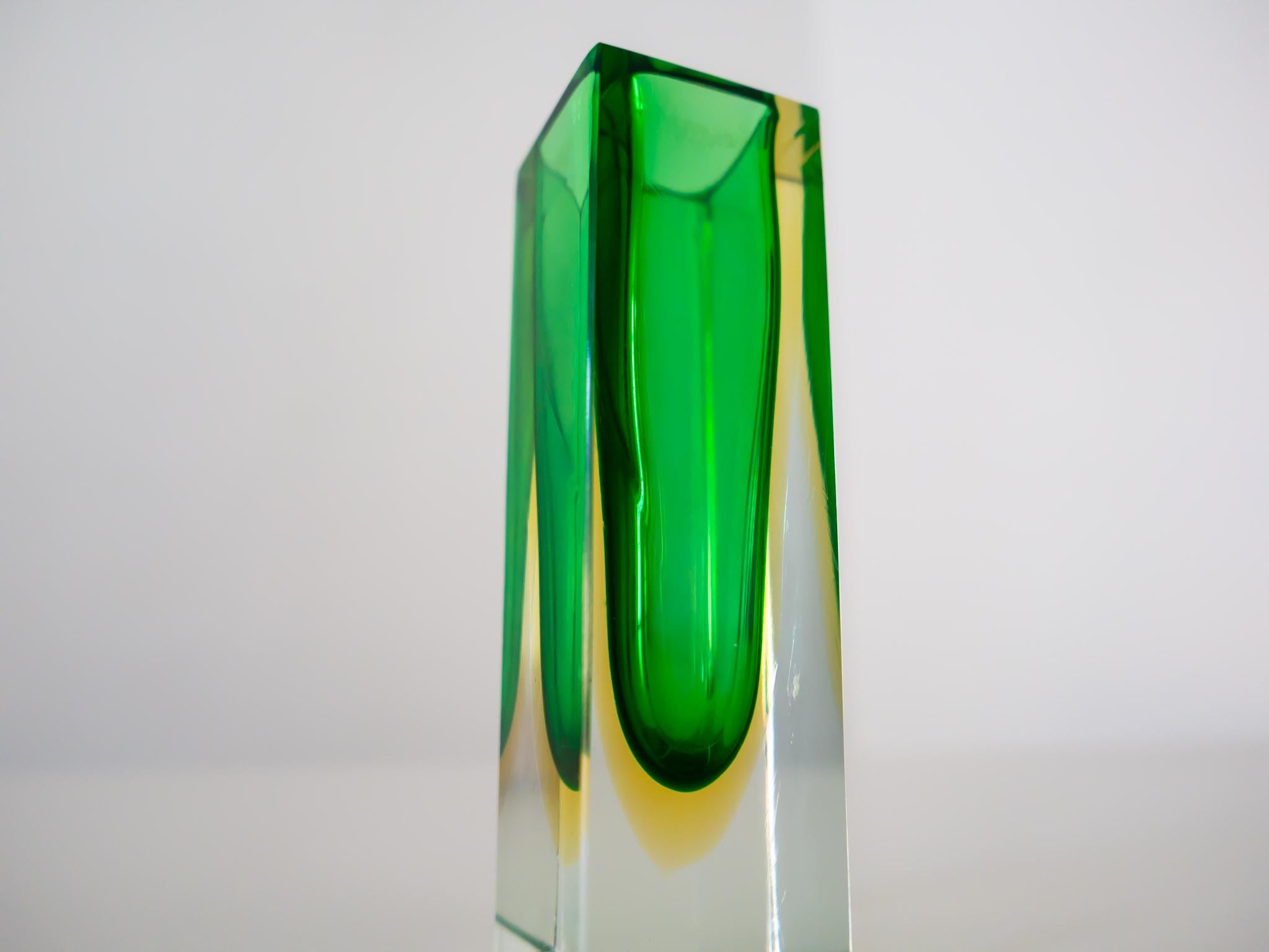 Italian Green and Yellow Murano Sommerso Glass Vase by Flavio Poli, Italy 1970s For Sale