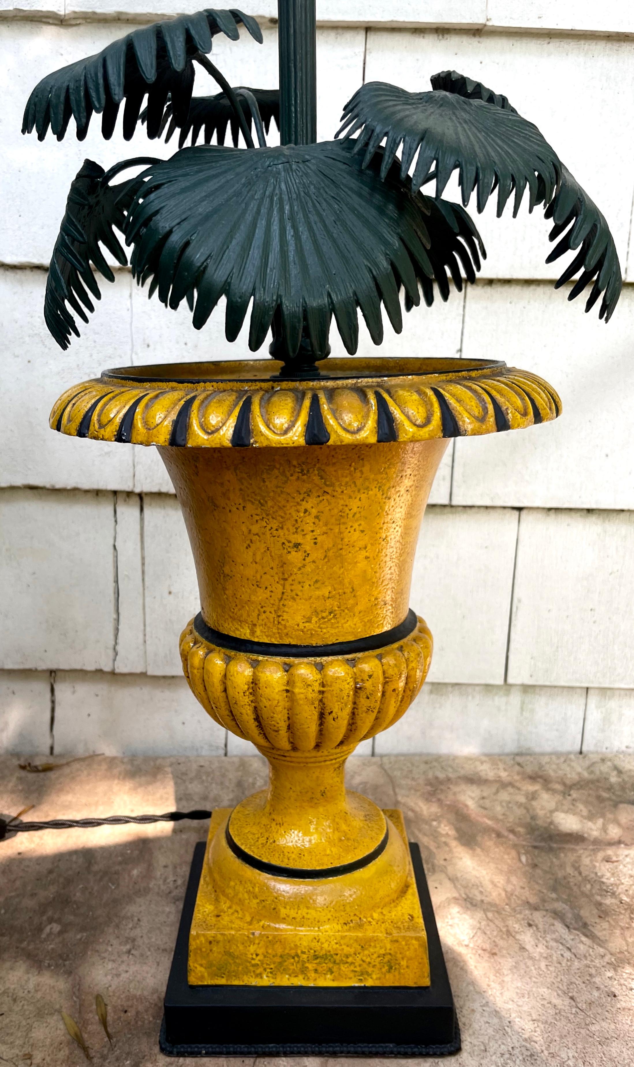 20th Century Green and Yellow Potted Palm Urn Lamp For Sale